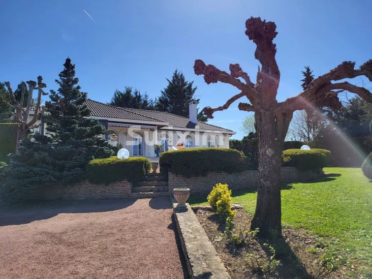 Sale House Mâcon 7&nbsp;Rooms 200&nbsp;m²