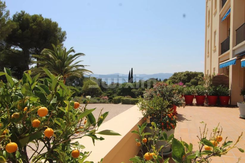 Vente Appartement Saint-Raphaël 4 Pièces 125 m²