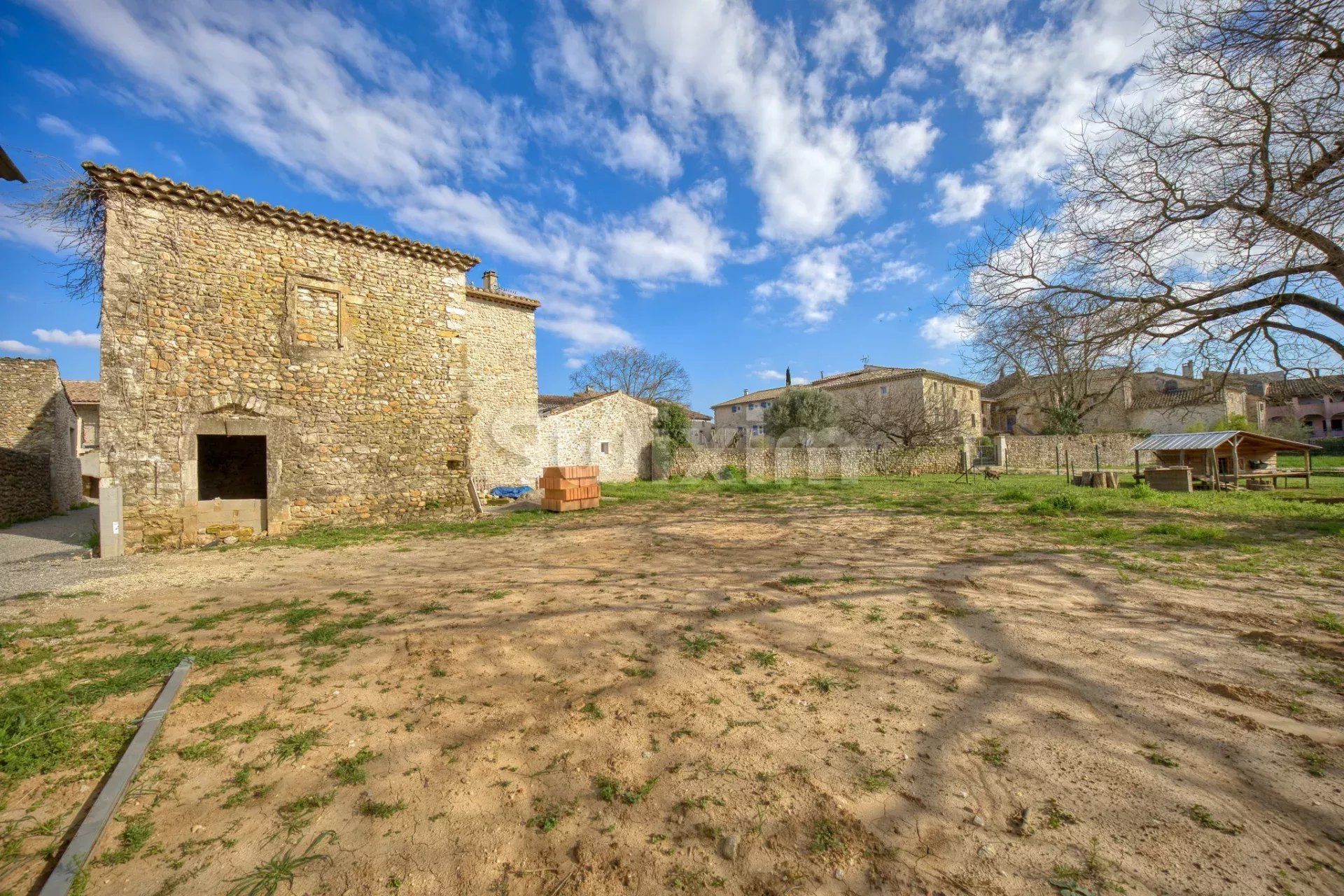 haus 1 raum zum verkauf auf Saint-Denis (30500)