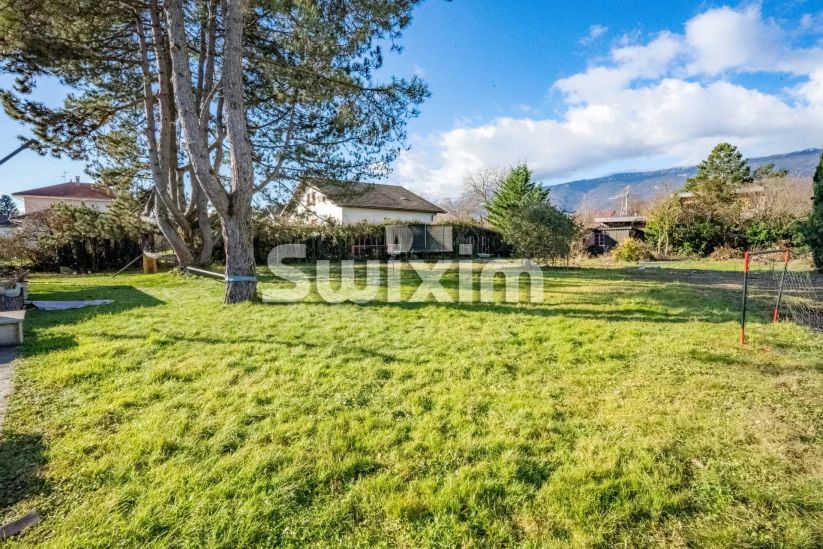 Verkauf Grundst&uuml;ck Saint-Genis-Pouilly 1100&nbsp;m²