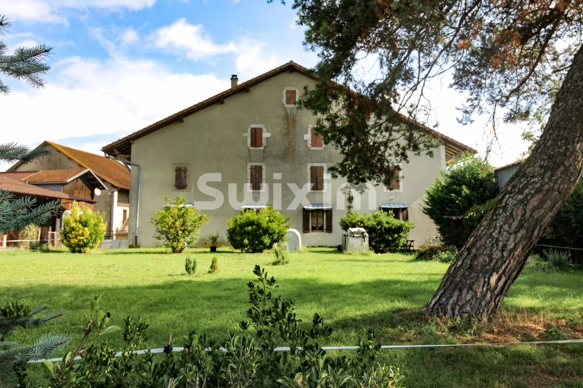 farmhouse 9 Rooms for sale on Prévessin-Moëns (01280)