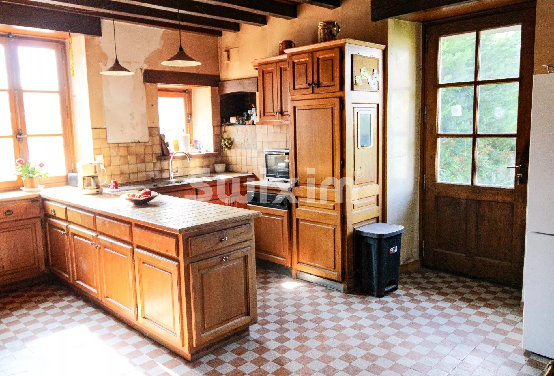 farmhouse 9 Rooms for sale on Prévessin-Moëns (01280)