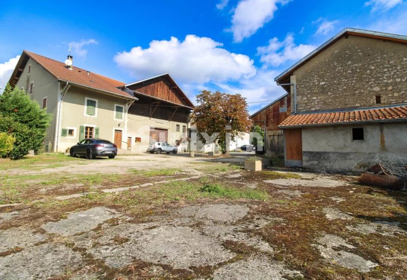 Sale Farmhouse Prévessin-Moëns 9&nbsp;Rooms 480&nbsp;m²