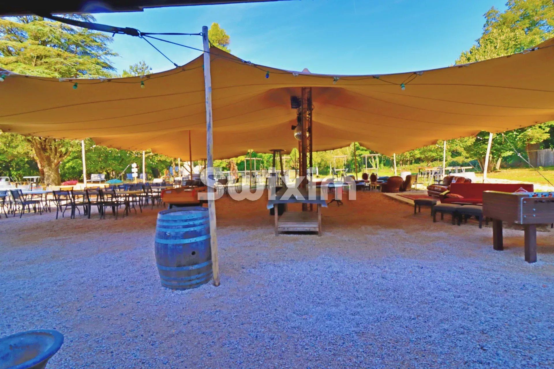 property 25 Rooms for sale on Montélimar (26200)