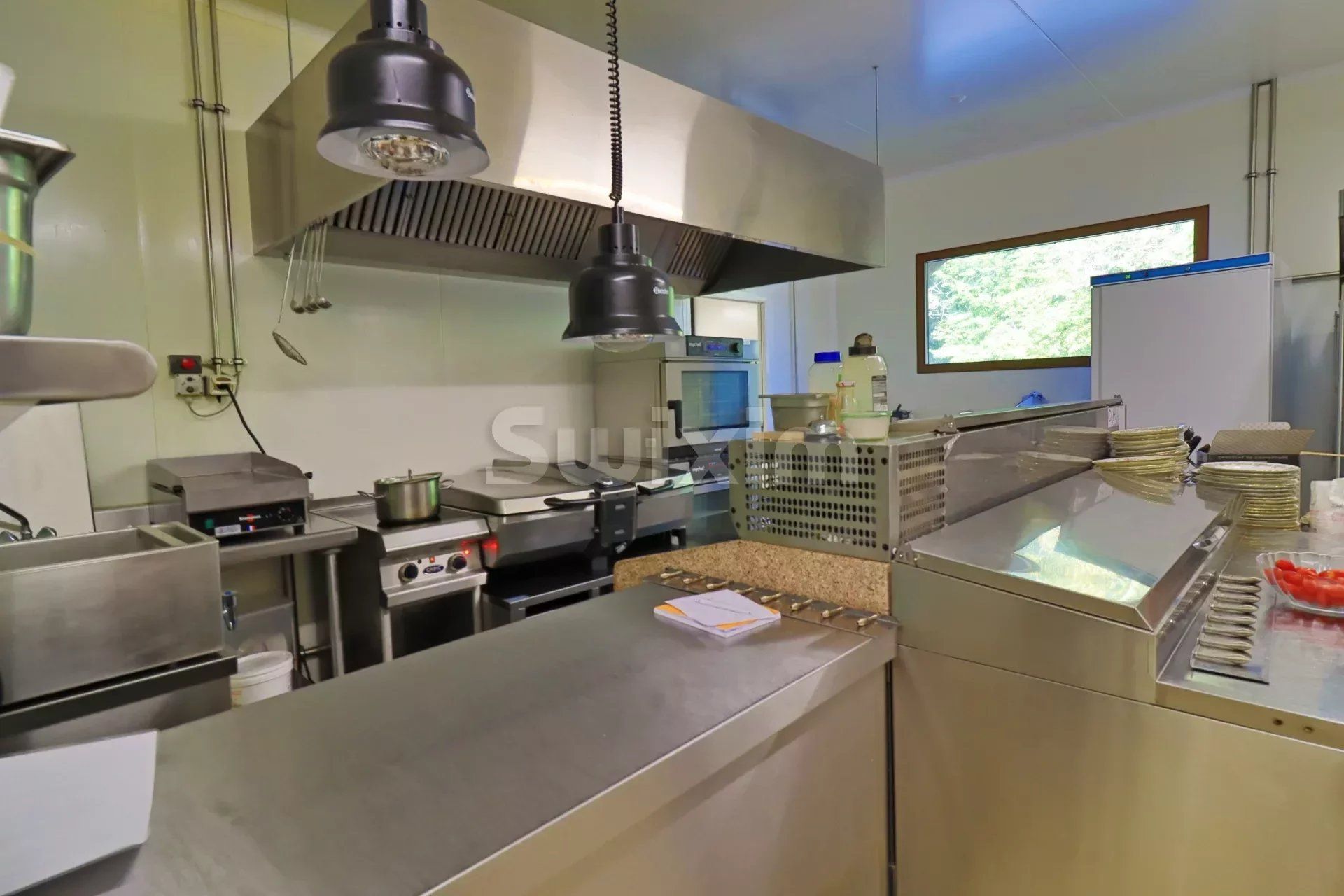 proprietà 25 Camere in vendita su Montélimar (26200)