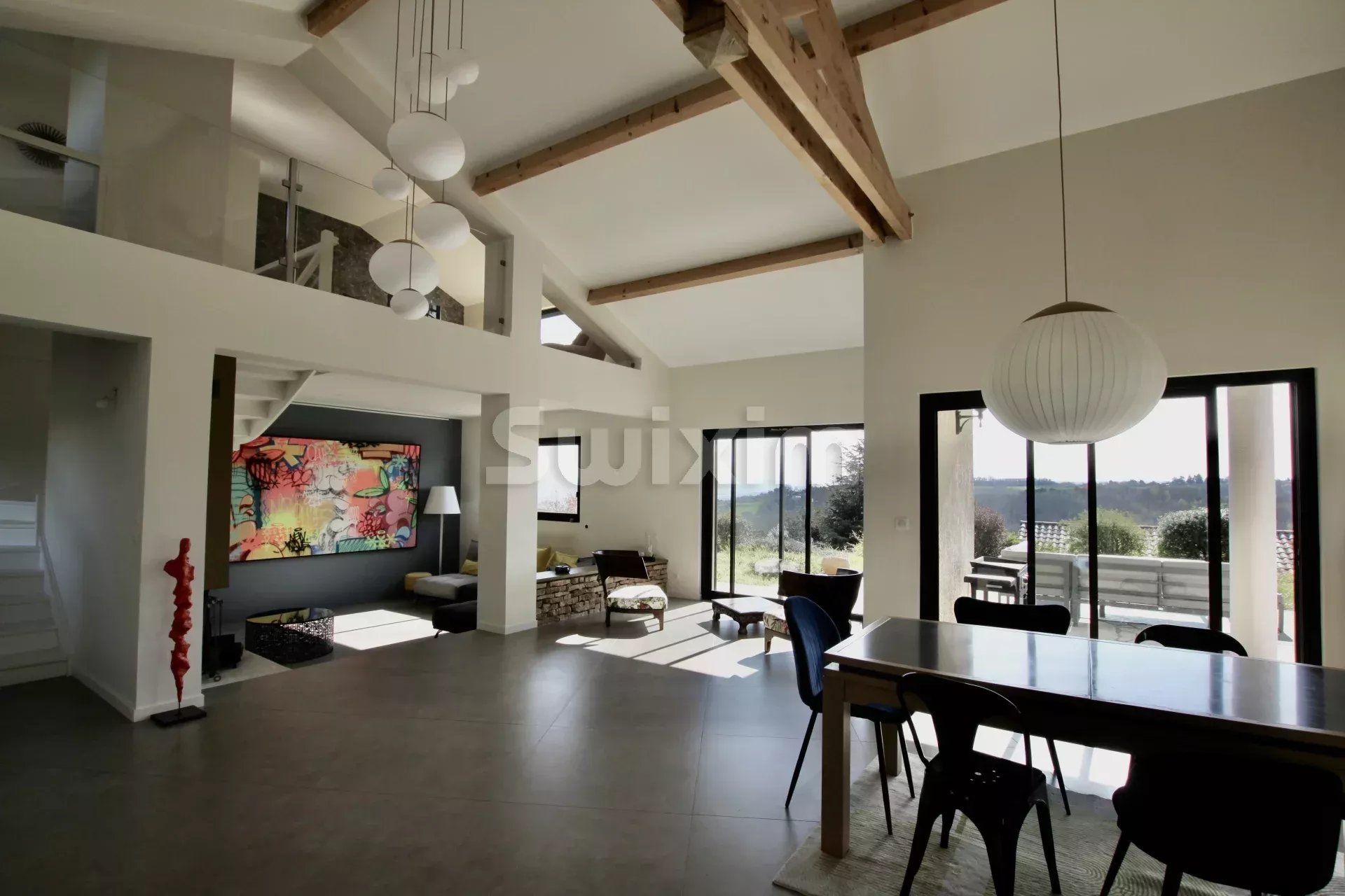 house 5 Rooms for sale on Vienne (38200)