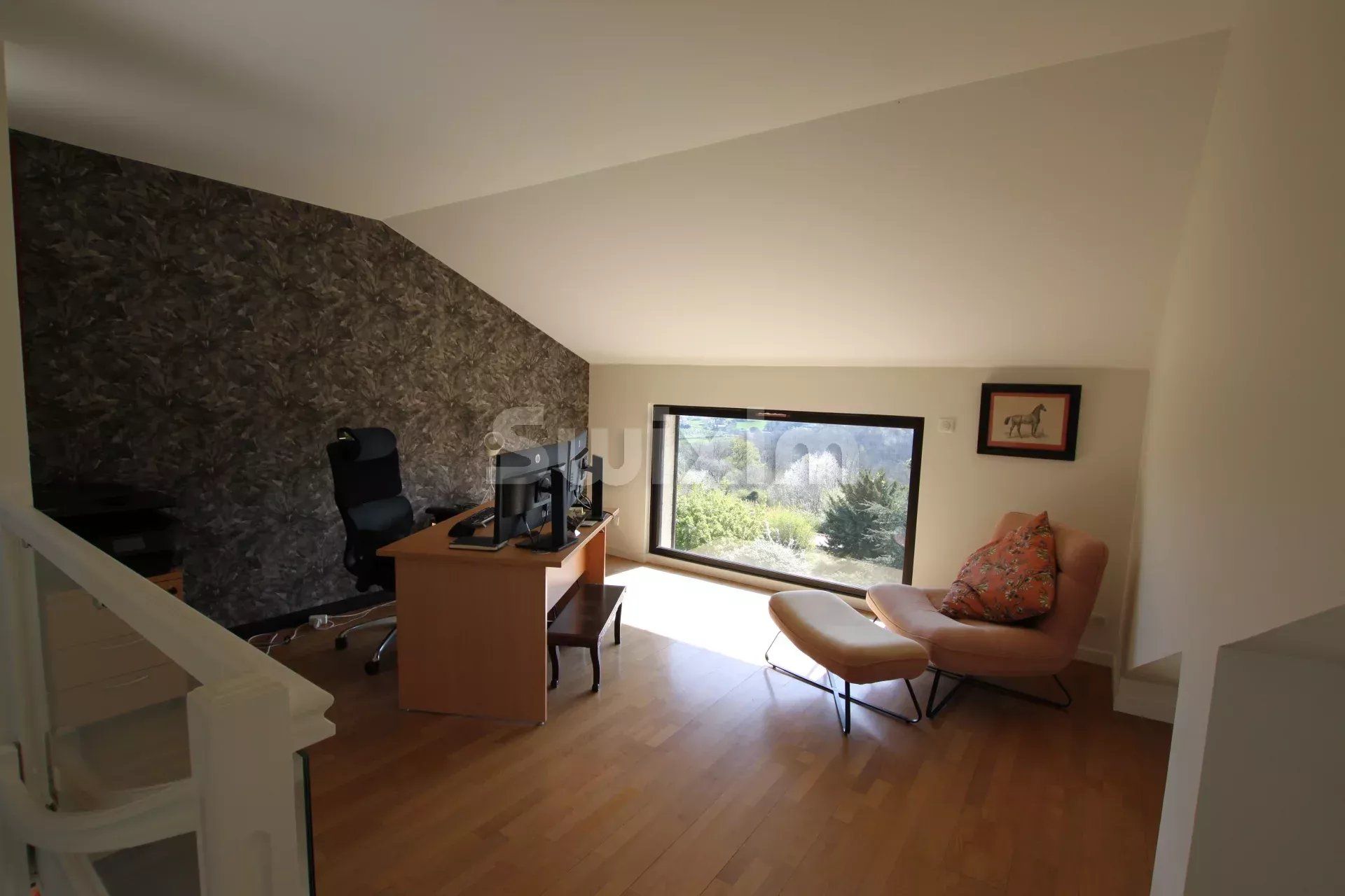 house 5 Rooms for sale on Vienne (38200)