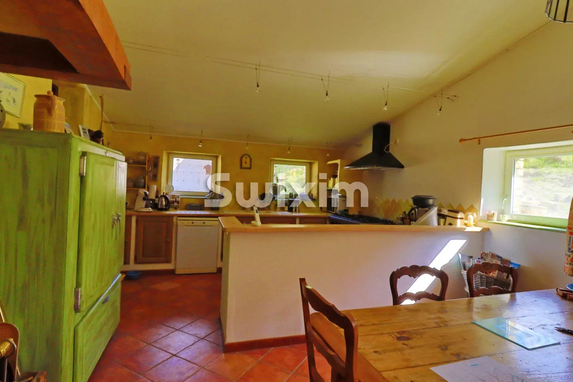 propiedad 11 Salas en venta en Vesc (26220)