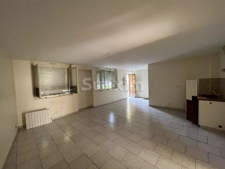 Venta Apartamento Ancy-le-Franc 3 Salas 68.07 m²