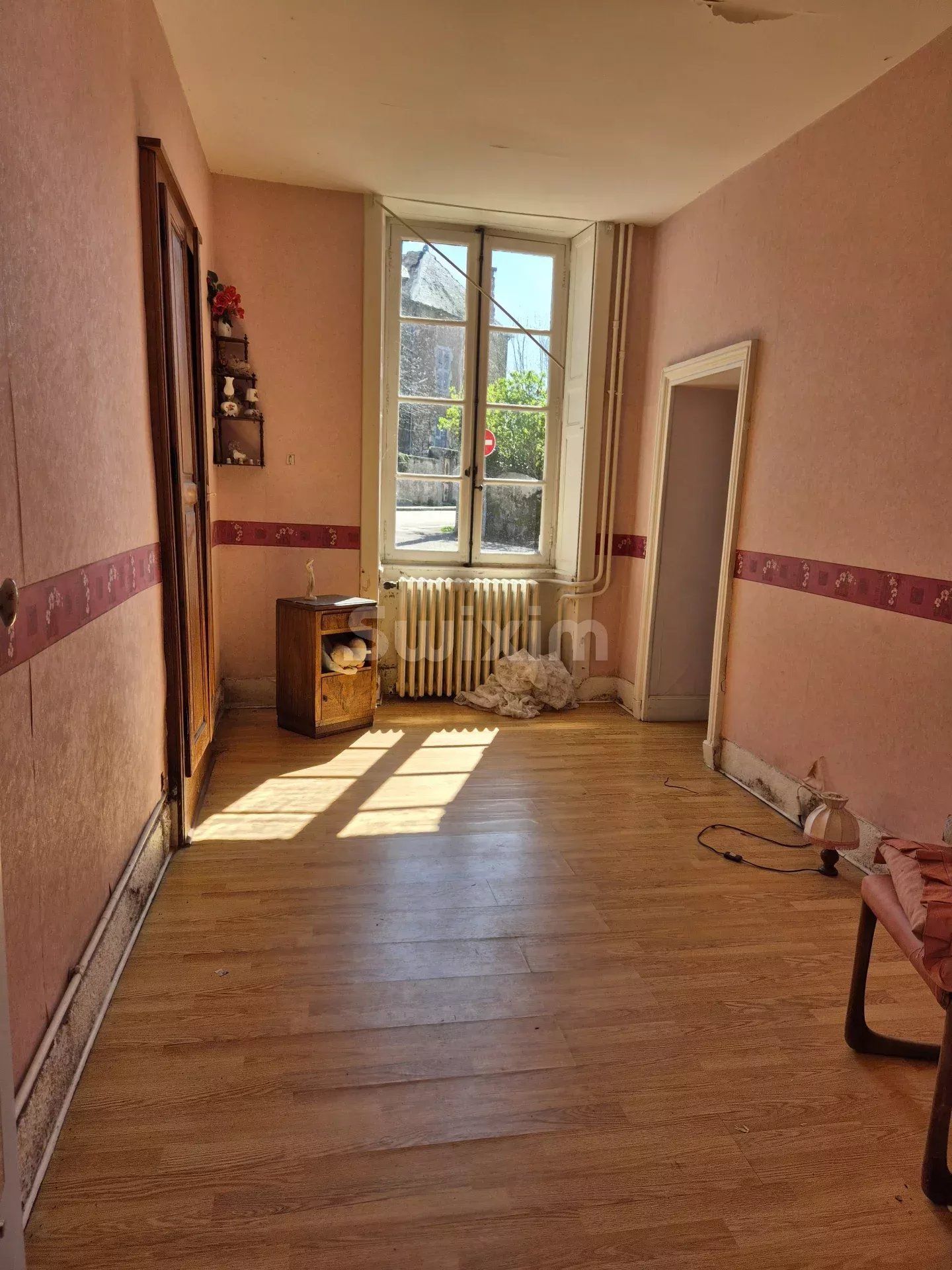 casa 10 Camere in vendita su Lormes (58140)