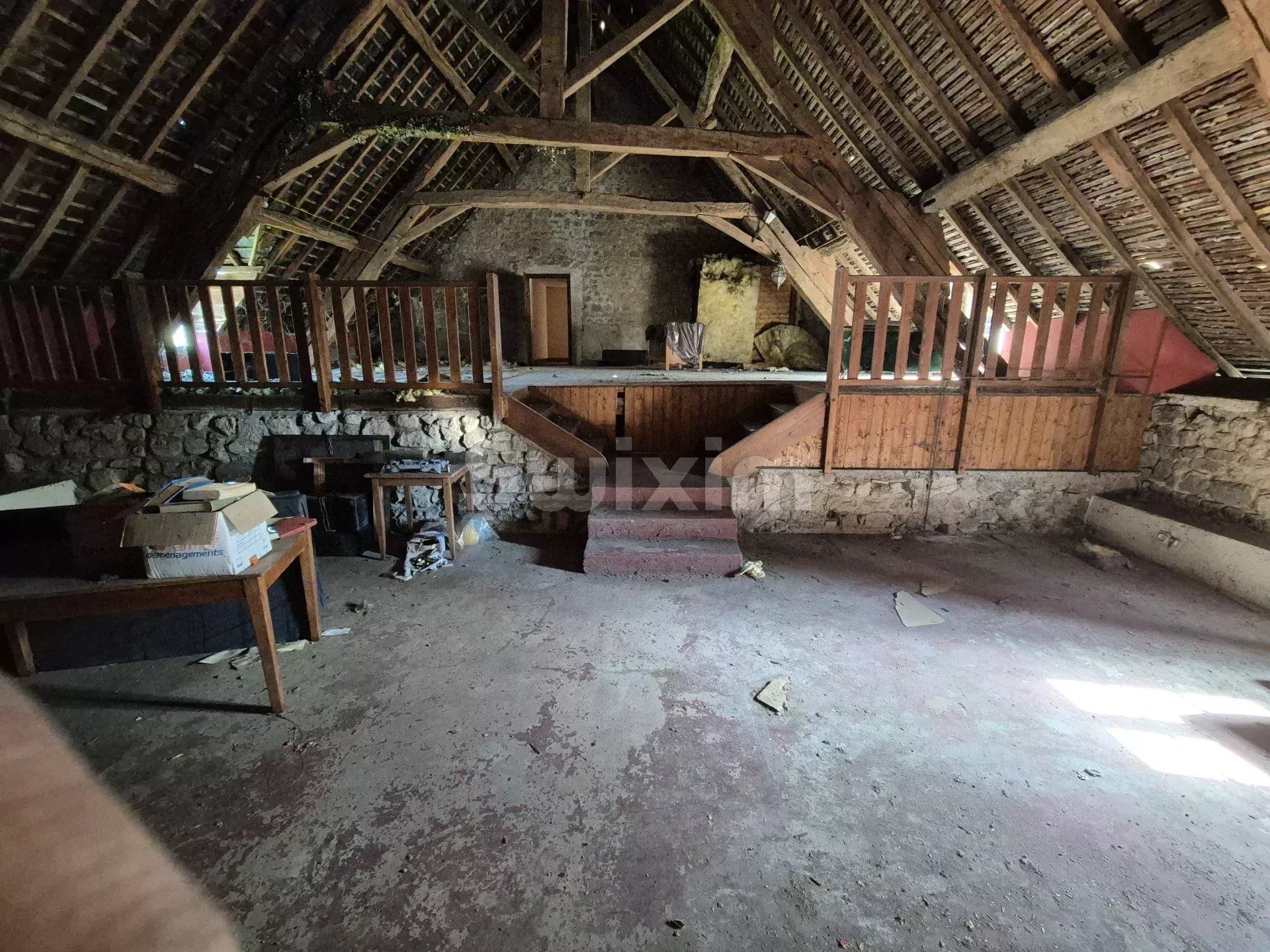 casa 10 Camere in vendita su Lormes (58140)