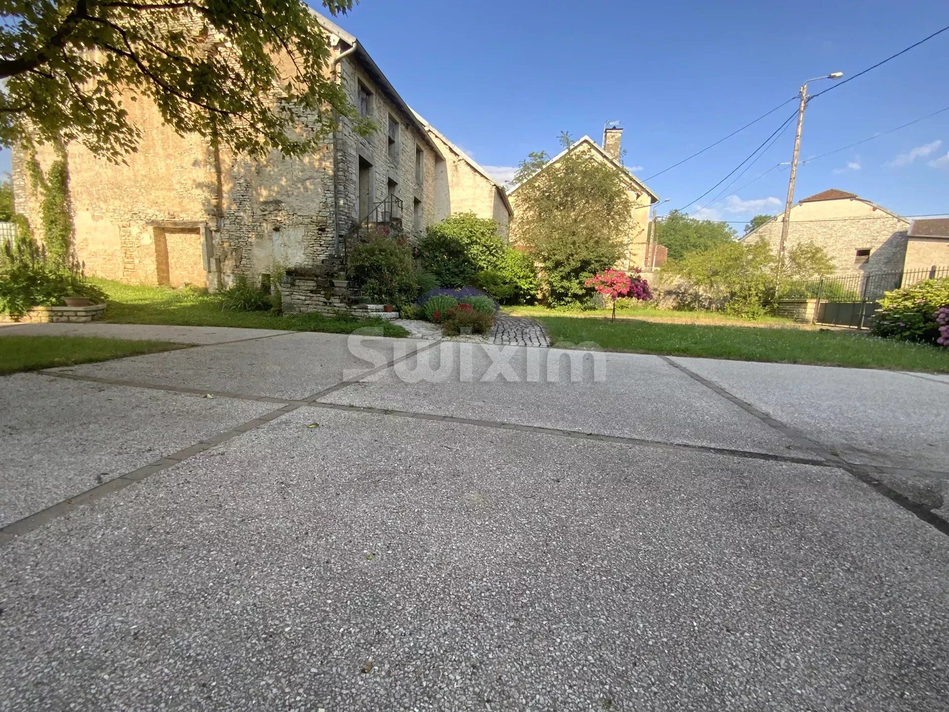 maison 8 Pièces en vente sur Montigny-Mornay-Villeneuve-sur-Vingeanne (21610)