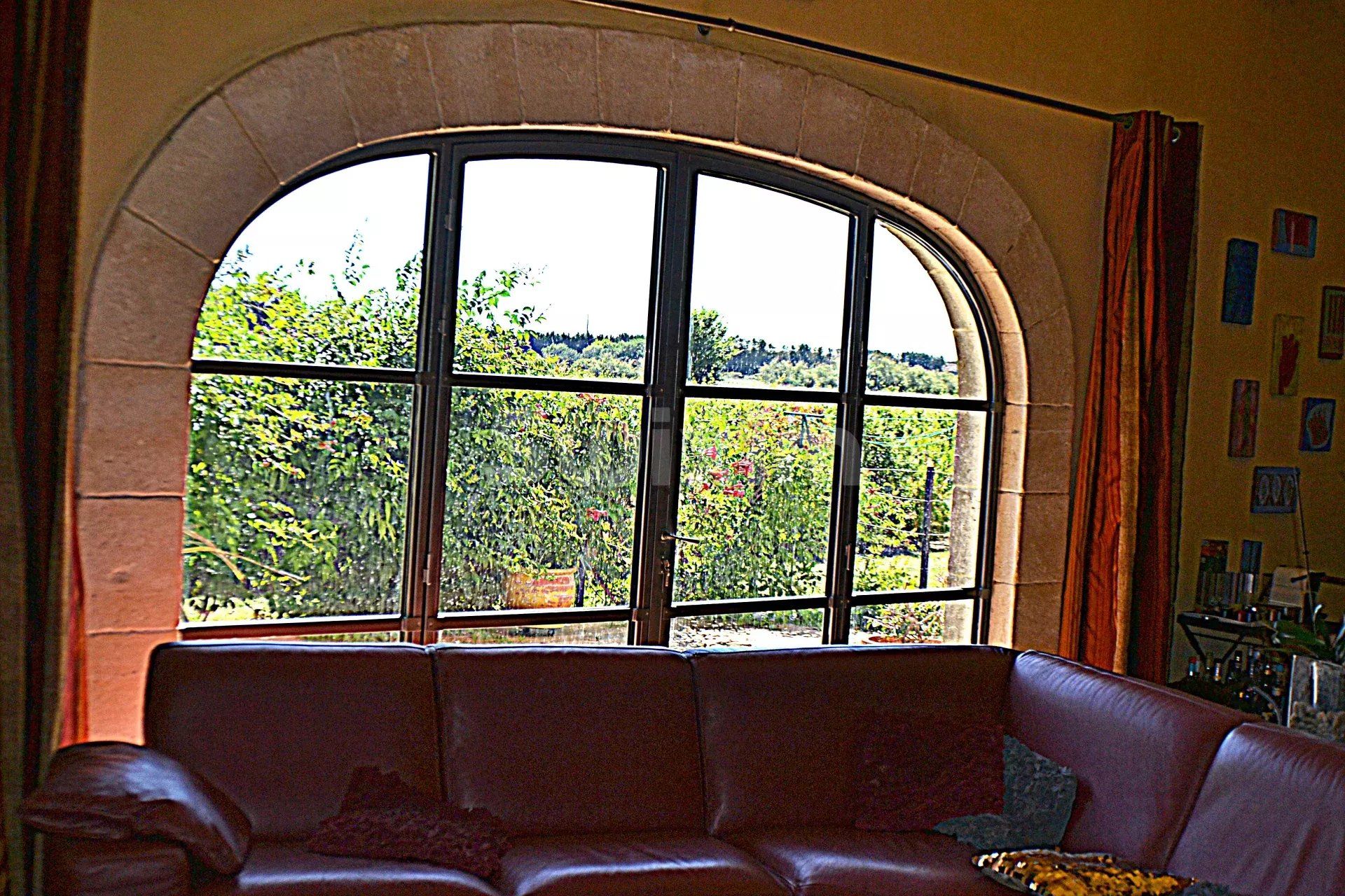 house 10 Rooms life annuity on Saint-Laurent-d'Aigouze (30220)