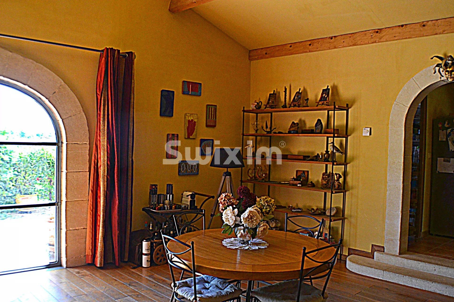 casa 10 Camere in cambio di un vitalizio su Saint-Laurent-d'Aigouze (30220)