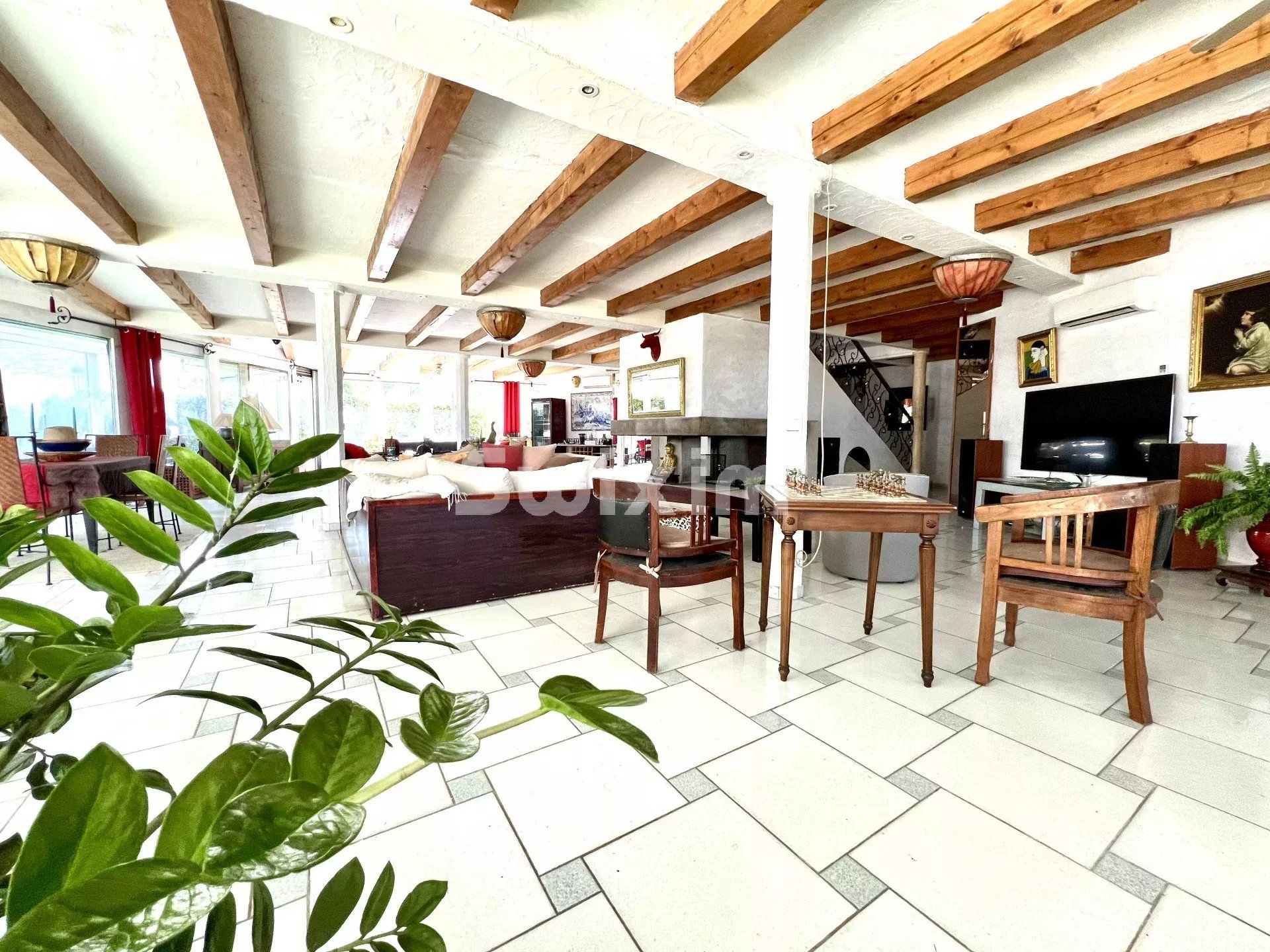 villa 8 Camere in vendita su Vestric-et-Candiac (30600)