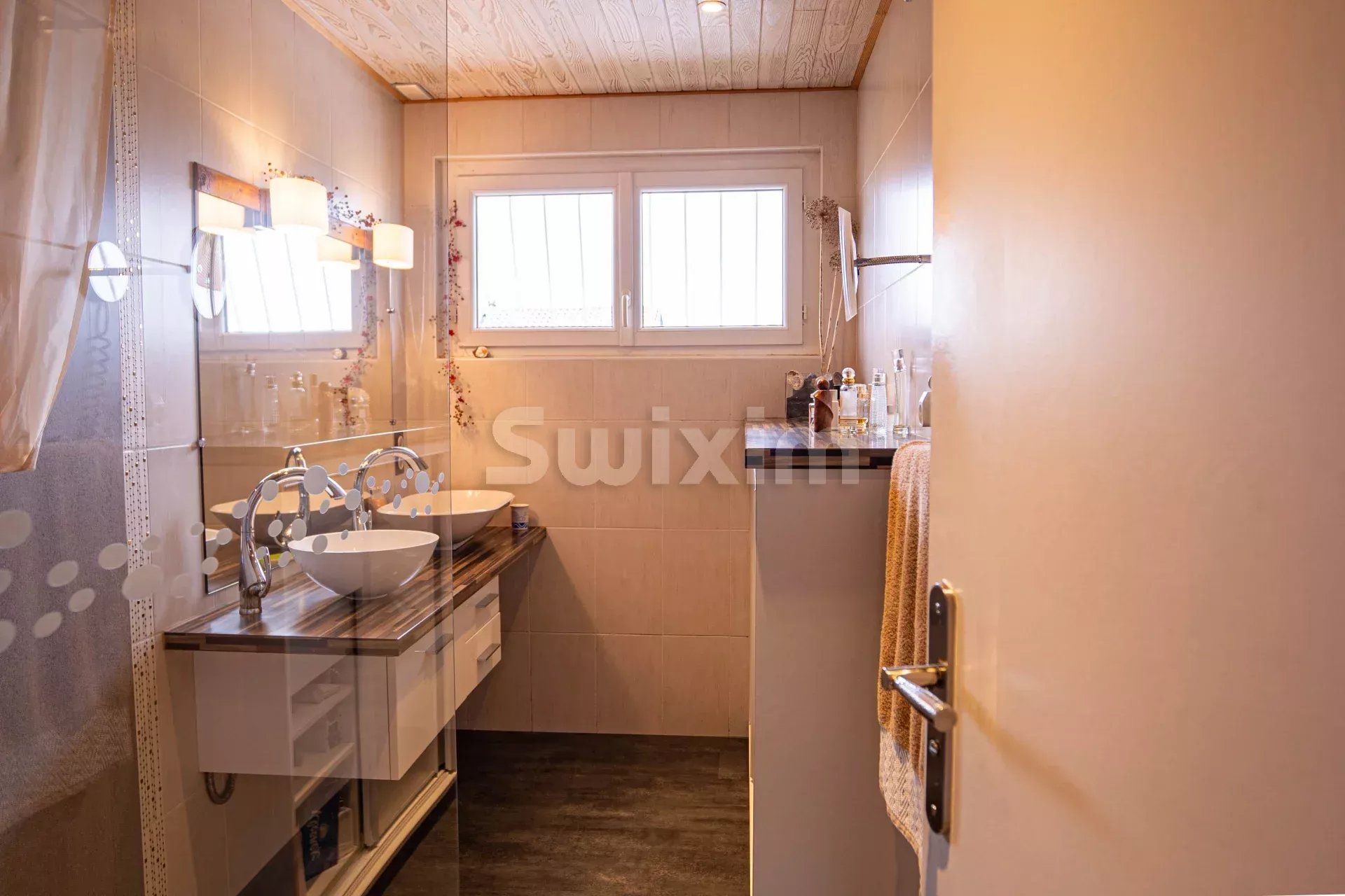 house 5 Rooms for sale on Anthy-sur-Léman (74200)