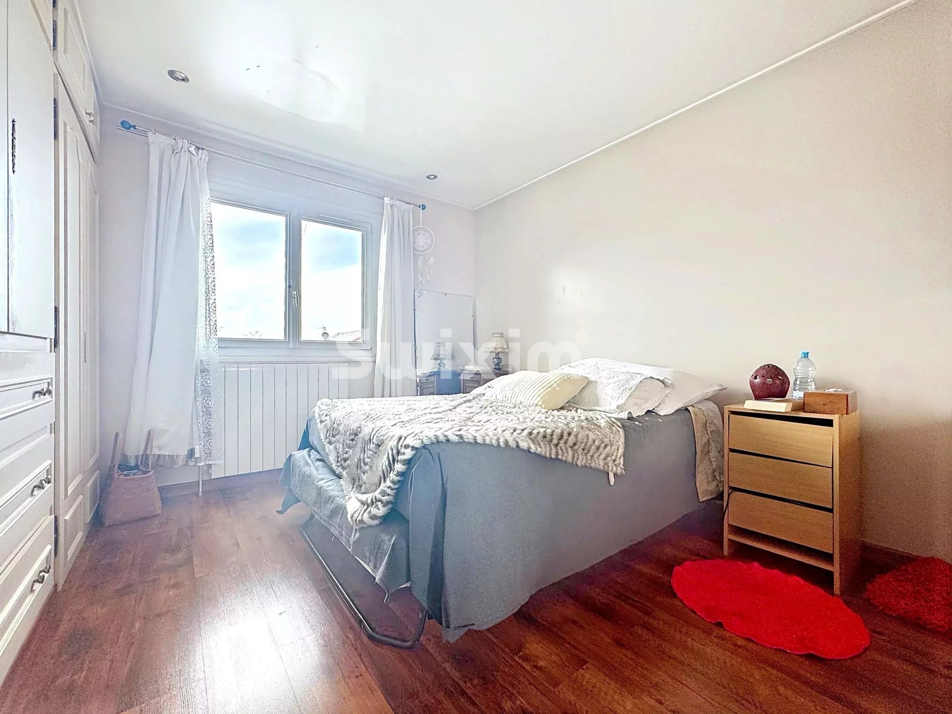 house 5 Rooms for sale on Margencel (74200)