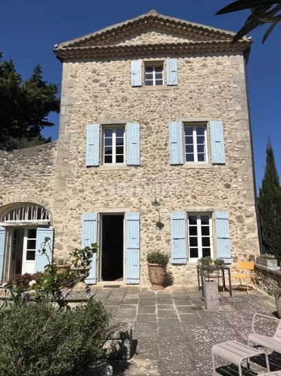 casa in vendita su Grignan (26230) Vendita Casa Grignan 300 m²