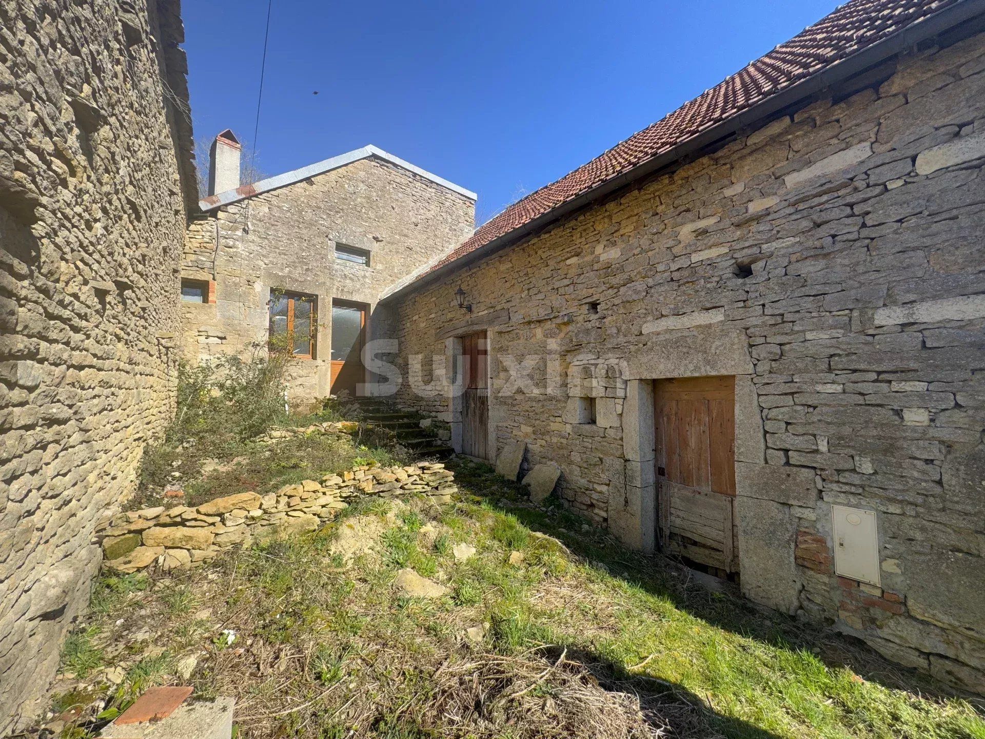casa 3 Quartos para venda sobre Mont-Saint-Jean (21320)