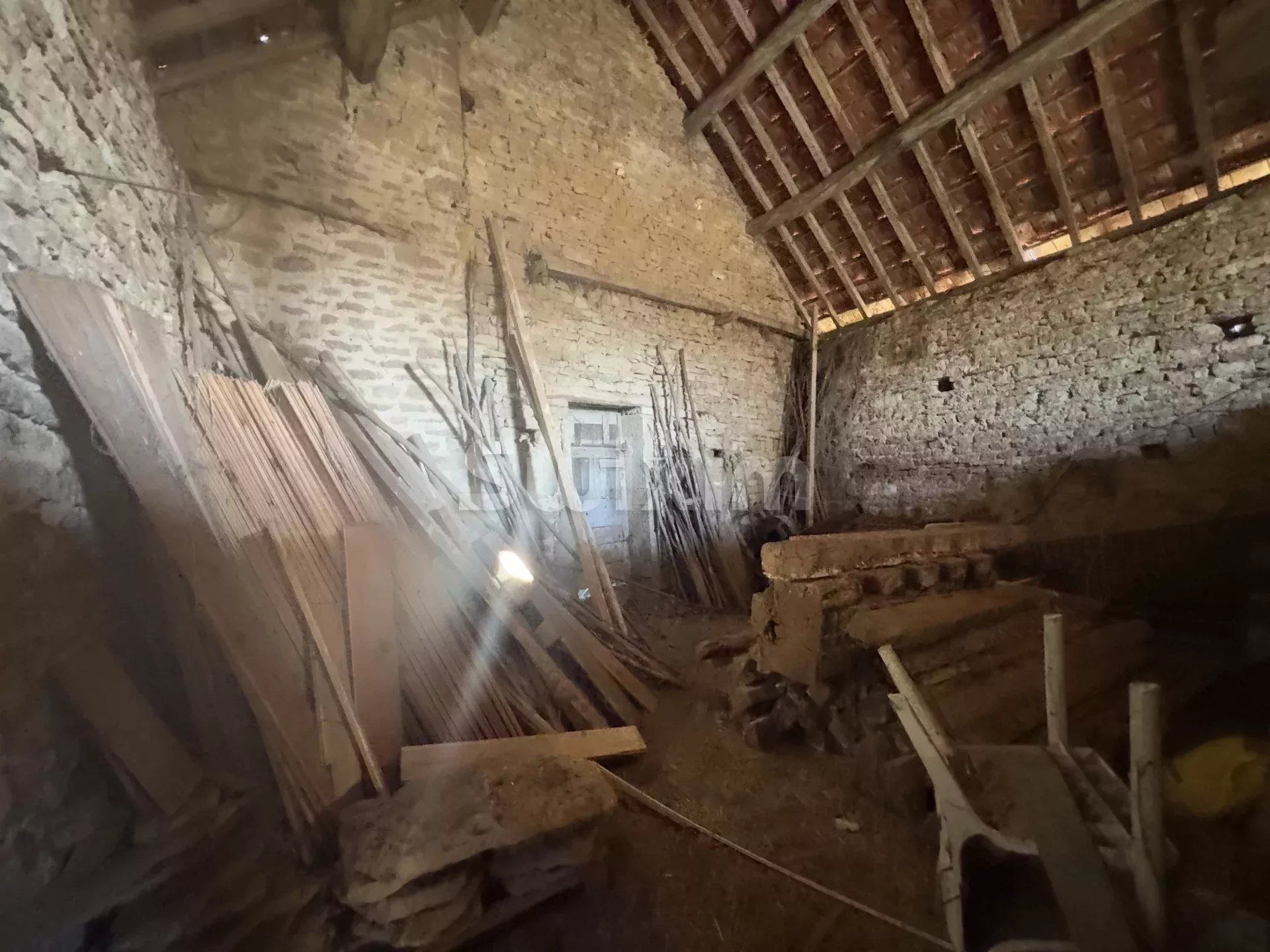 casa 3 Quartos para venda sobre Mont-Saint-Jean (21320)