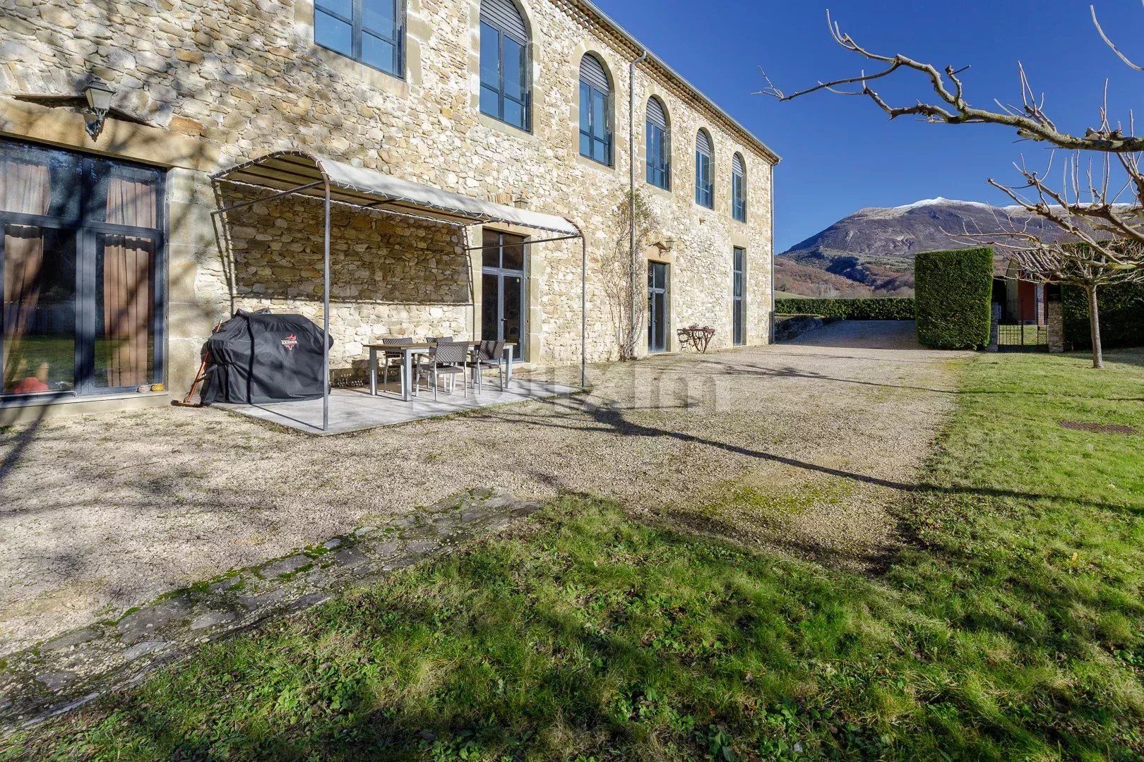 anwesen 10 Zimmer zum verkauf auf Bourdeaux (26460)