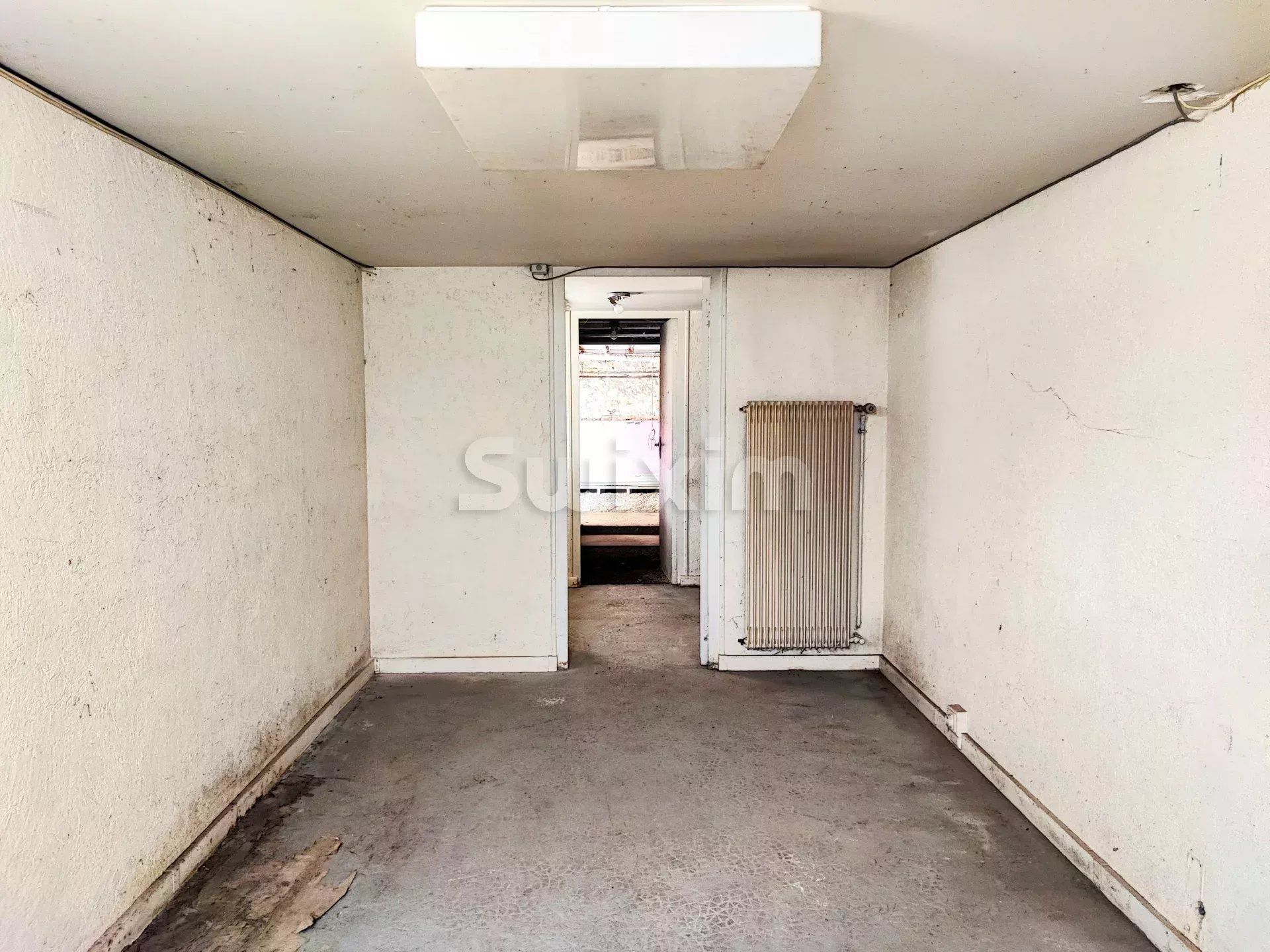 locale di attività 2 Camere in vendita su Beaune (21200)