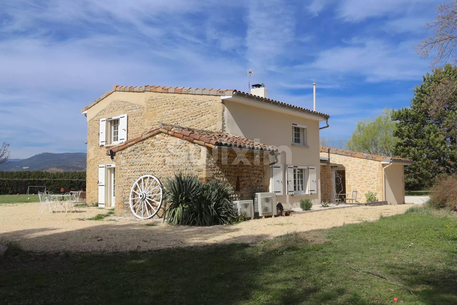 casa 6 Salas en venta en Étoile-sur-Rhône (26800)