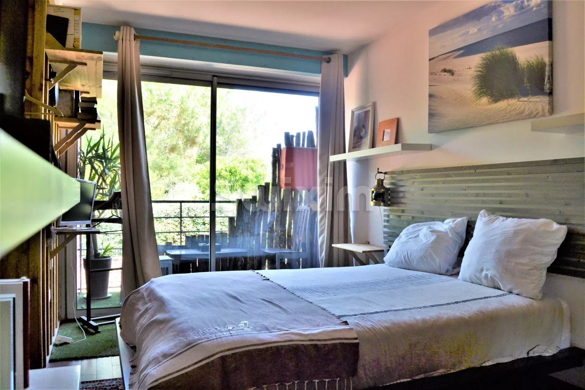 house 4 Rooms for sale on Lège-Cap-Ferret (33950)