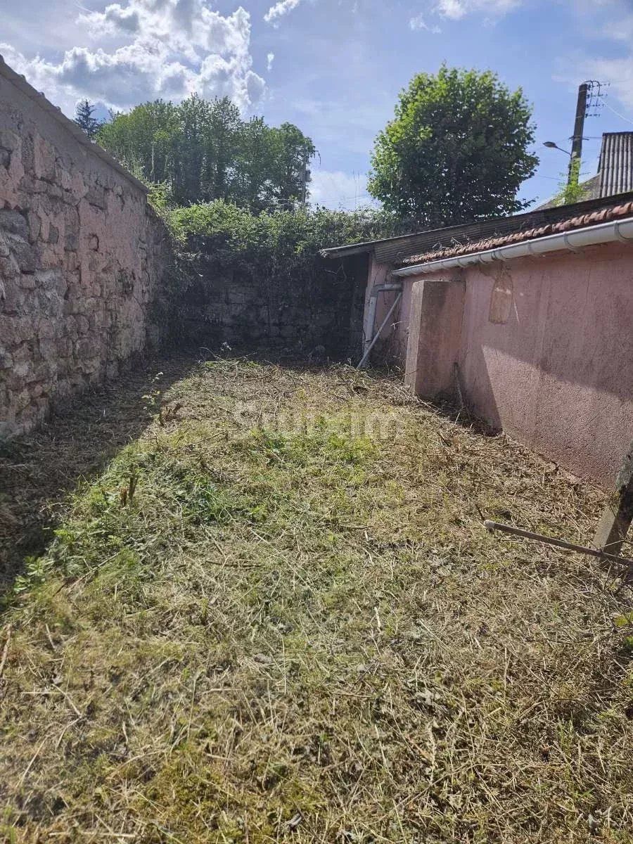 casa 6 Camere in vendita su Quarré-les-Tombes (89630)