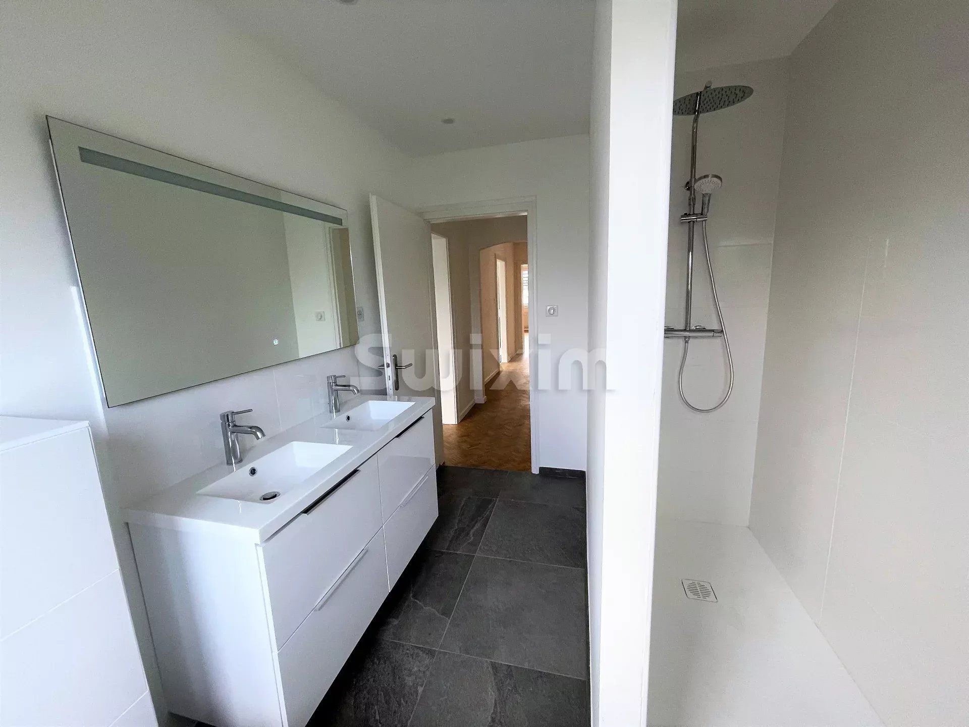 casa 8 Camere in vendita su Strasbourg (67000)