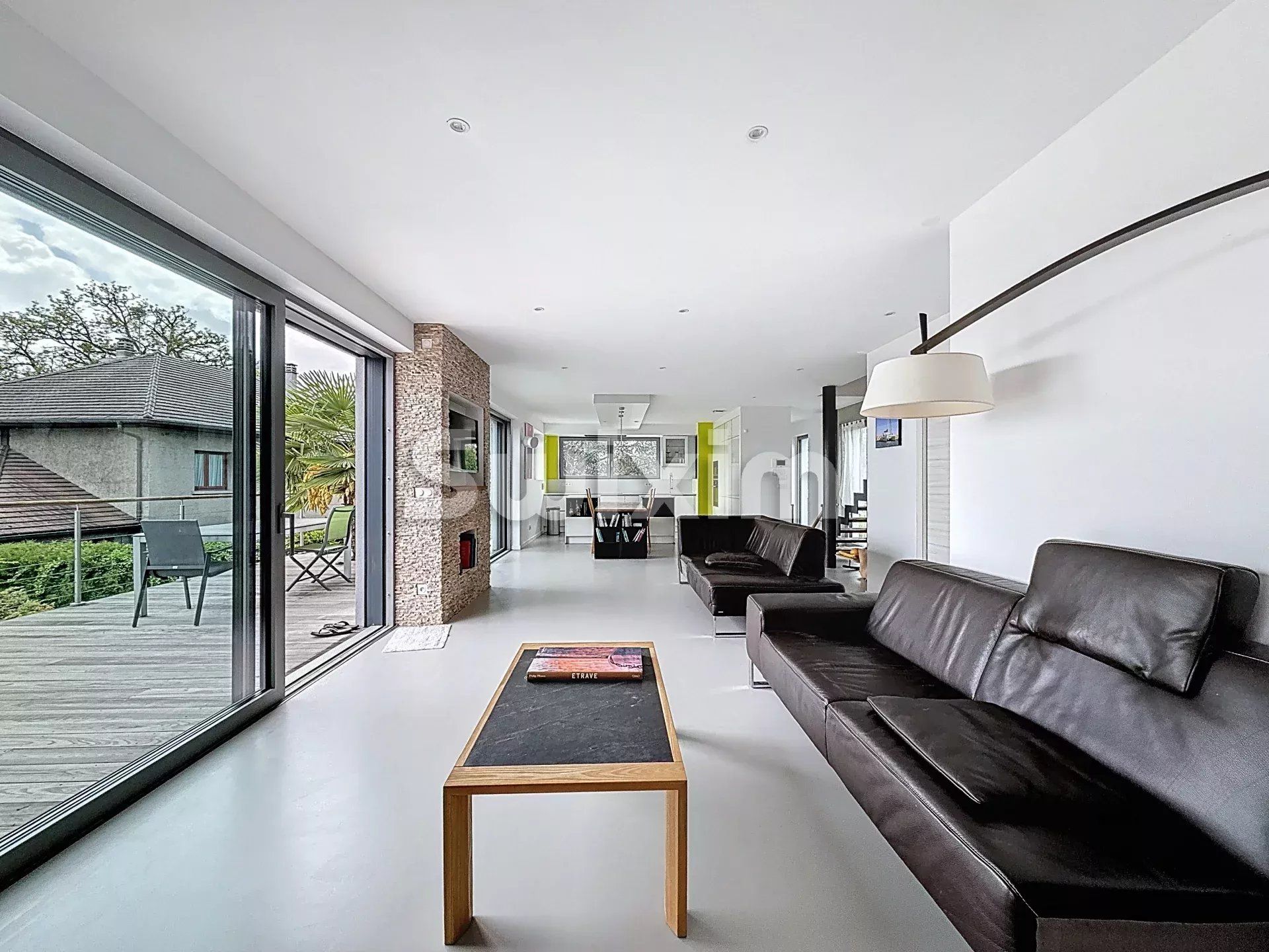 casa 6 Salas en venta en Prévessin-Moëns (01280)