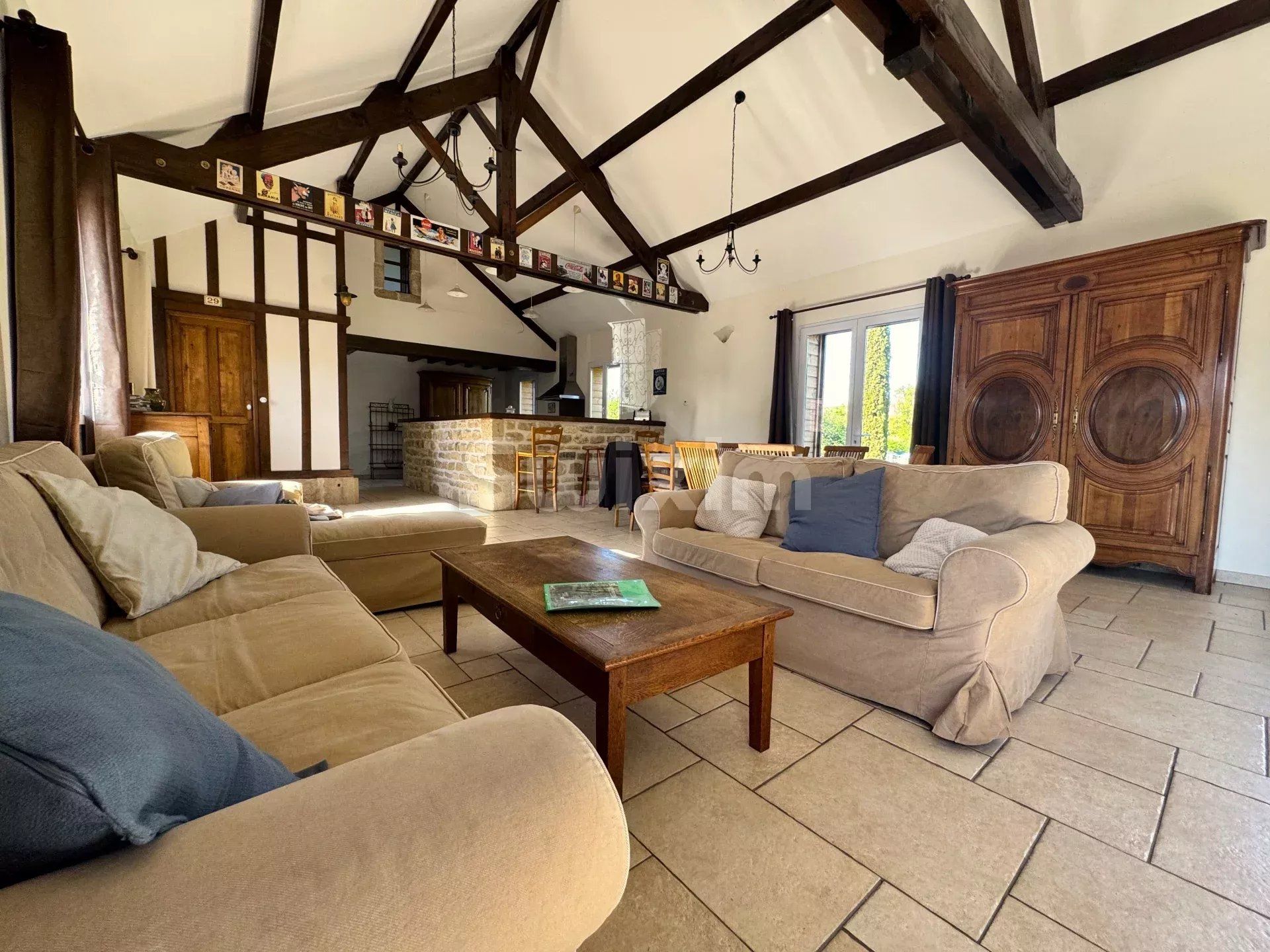 casa 5 Quartos para venda sobre Avallon (89200)