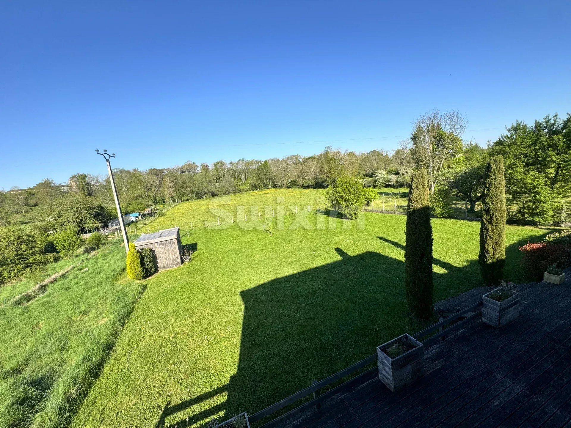 casa 5 Quartos para venda sobre Avallon (89200)