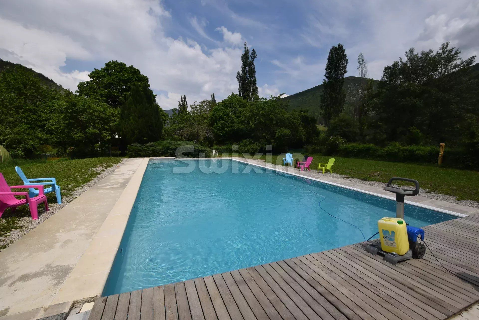 propriedade 14 Quartos para venda sobre Saint-Benoit-en-Diois (26340)