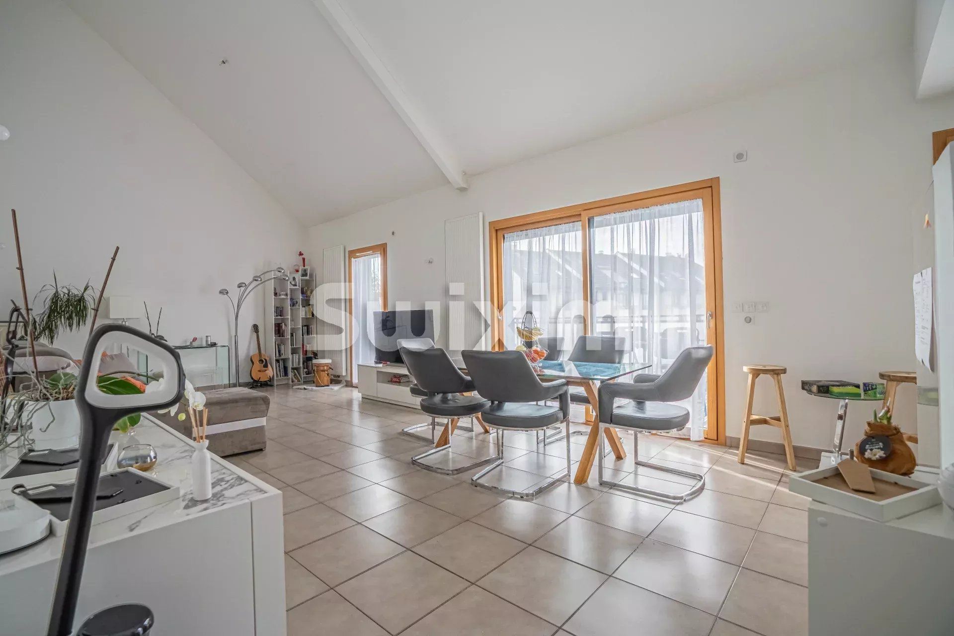 apartment 4 Rooms for sale on Divonne-les-Bains (01220)