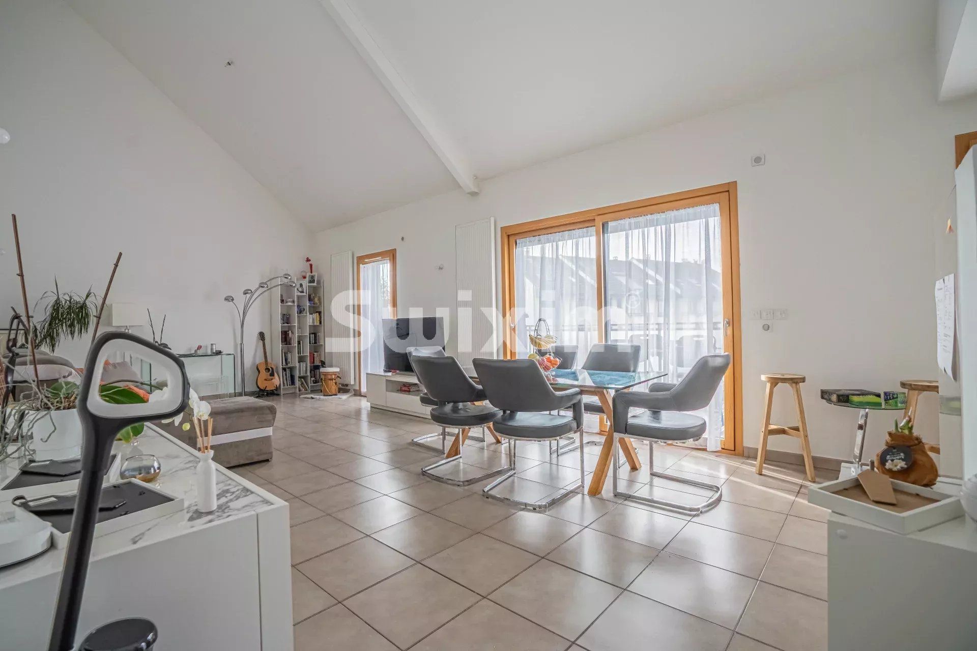 appartamento 4 Camere in vendita su Divonne-les-Bains (01220)