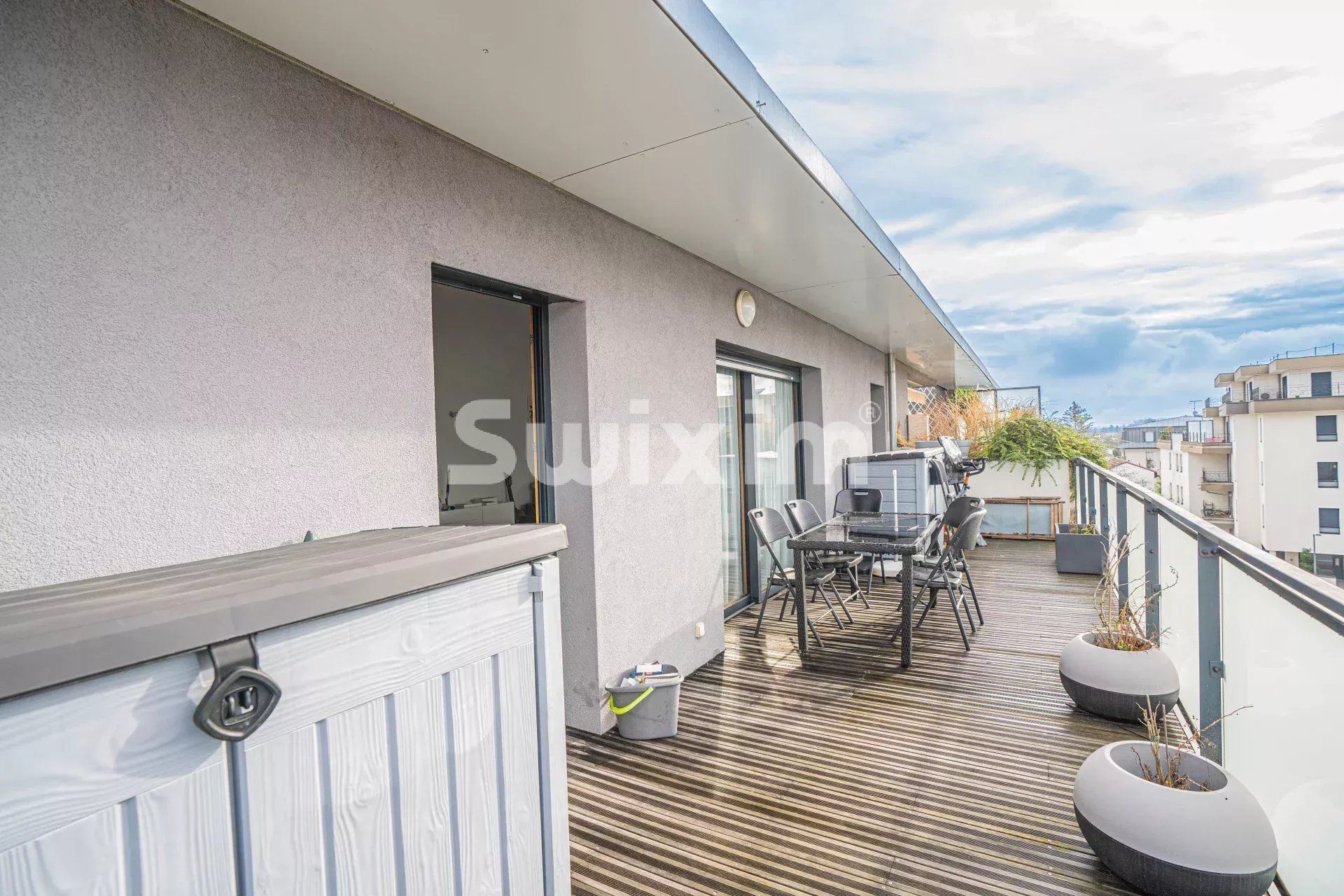 appartamento 4 Camere in vendita su Divonne-les-Bains (01220)