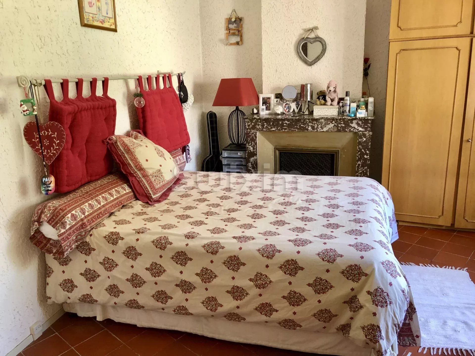 house 5 Rooms for sale on Uzès (30700)