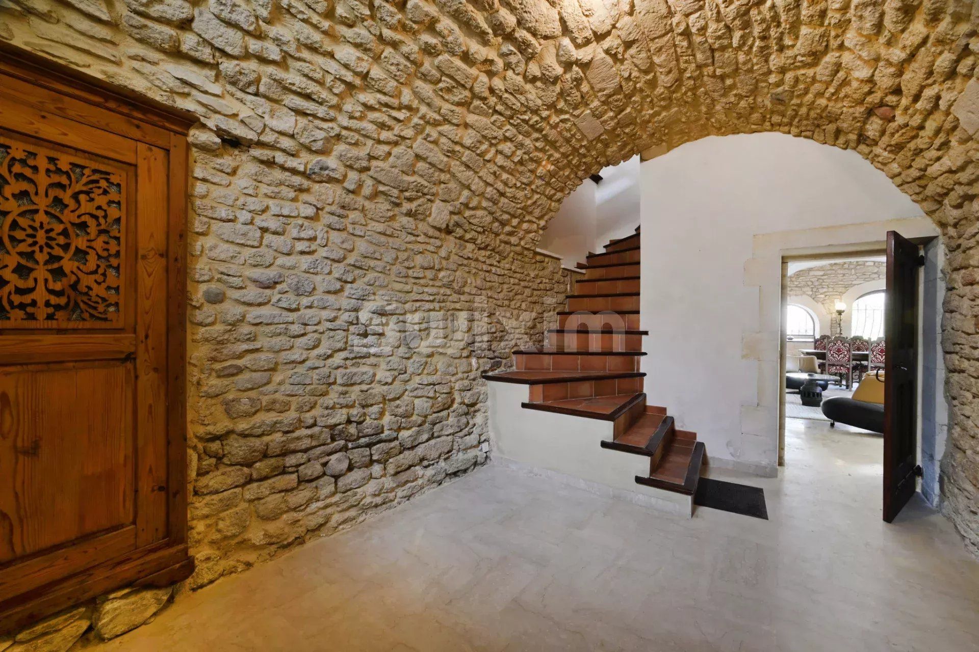maison 7 Pièces en vente sur Uzès (30700)