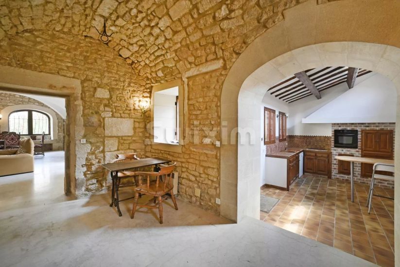 Vente Propriété Meynes 7&nbsp;Pièces 280&nbsp;m²