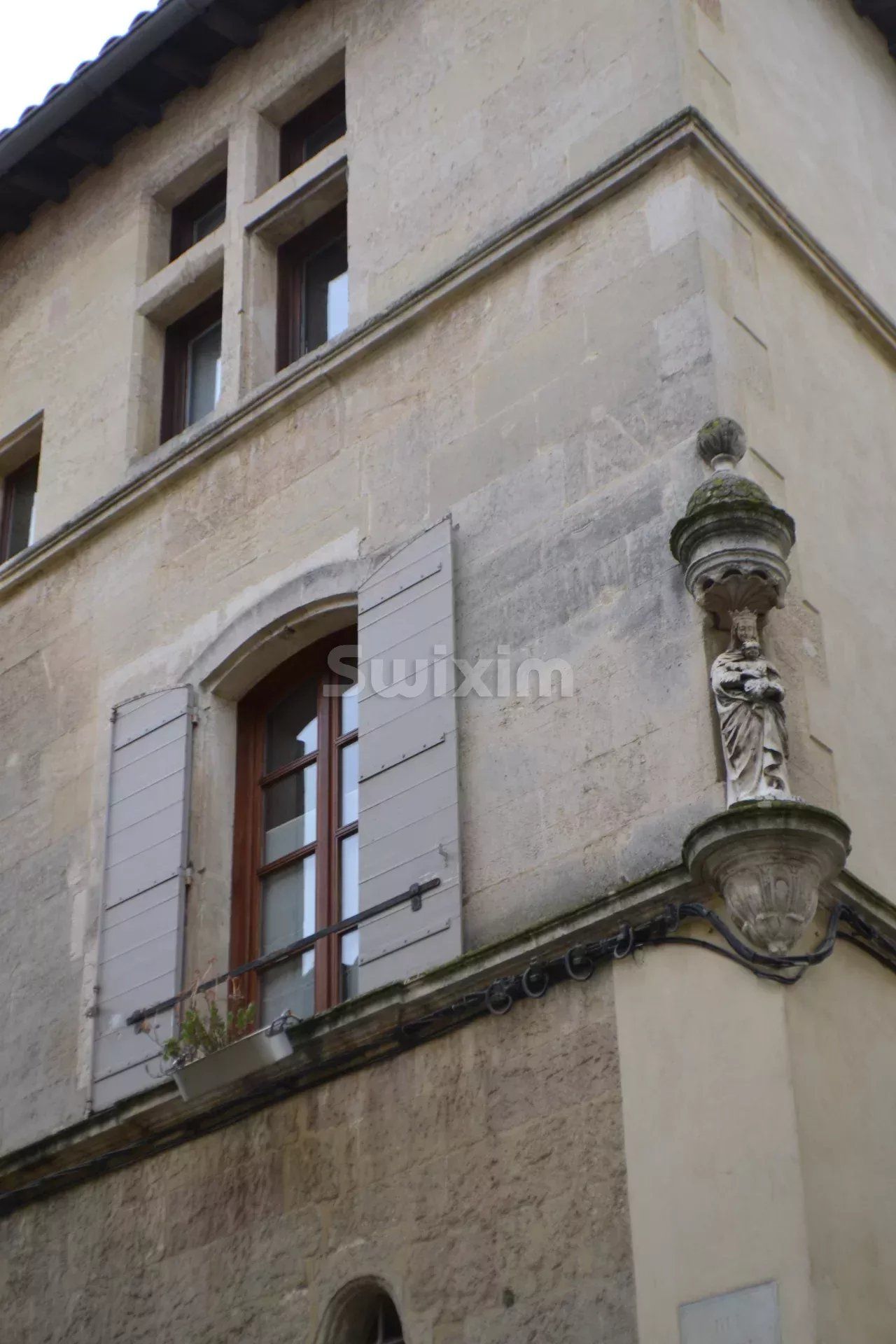 casa di città 4 Camere in vendita su Arles (13200)