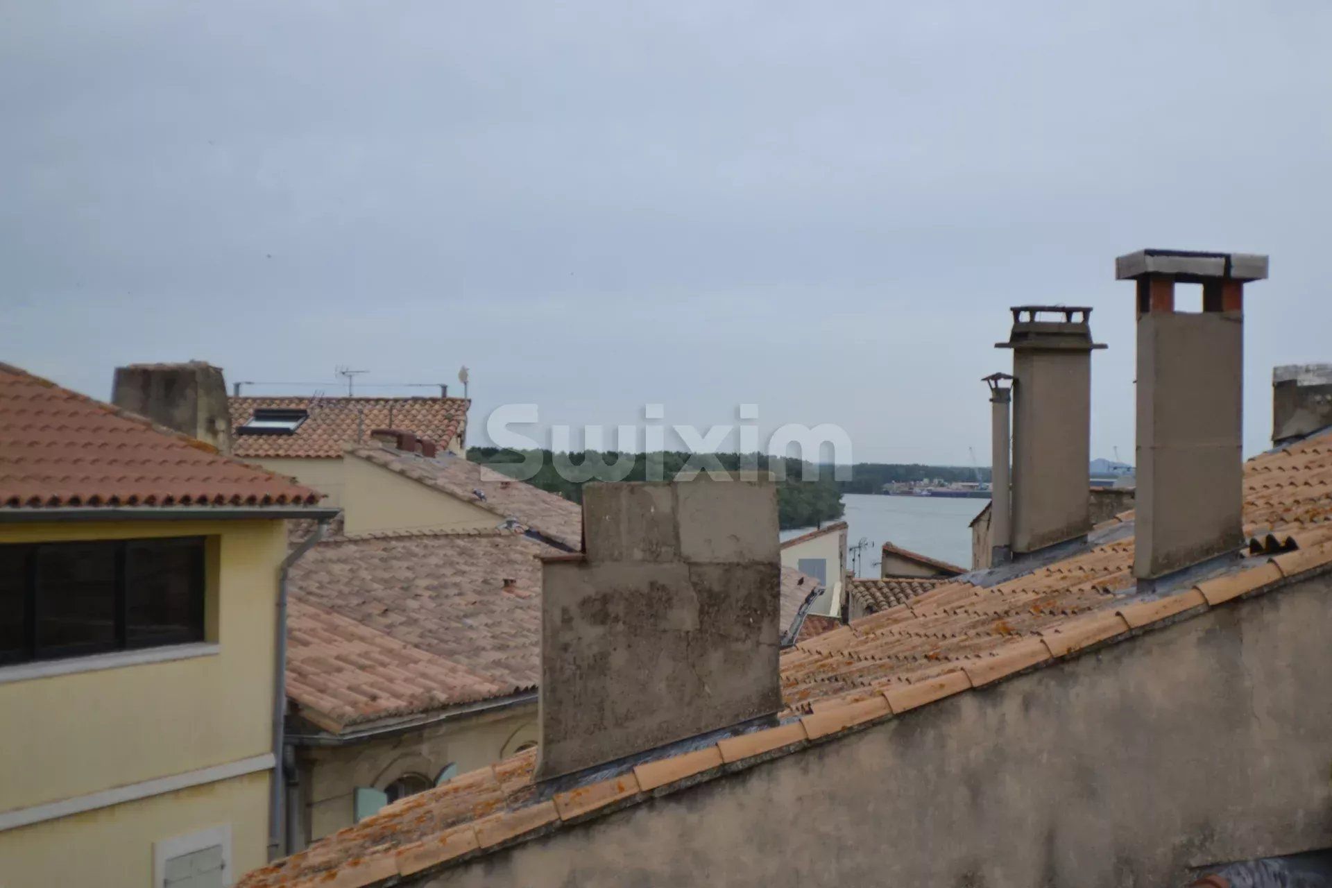 casa di città 4 Camere in vendita su Arles (13200)