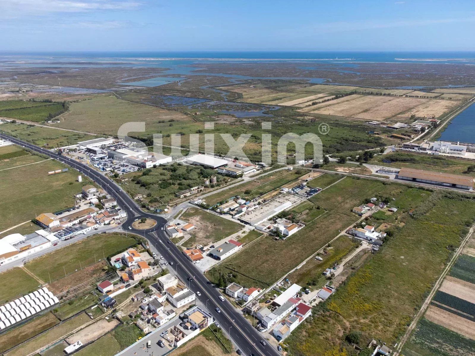 buildable land for sale on Faro (Sé e São Pedro) (8005-5)