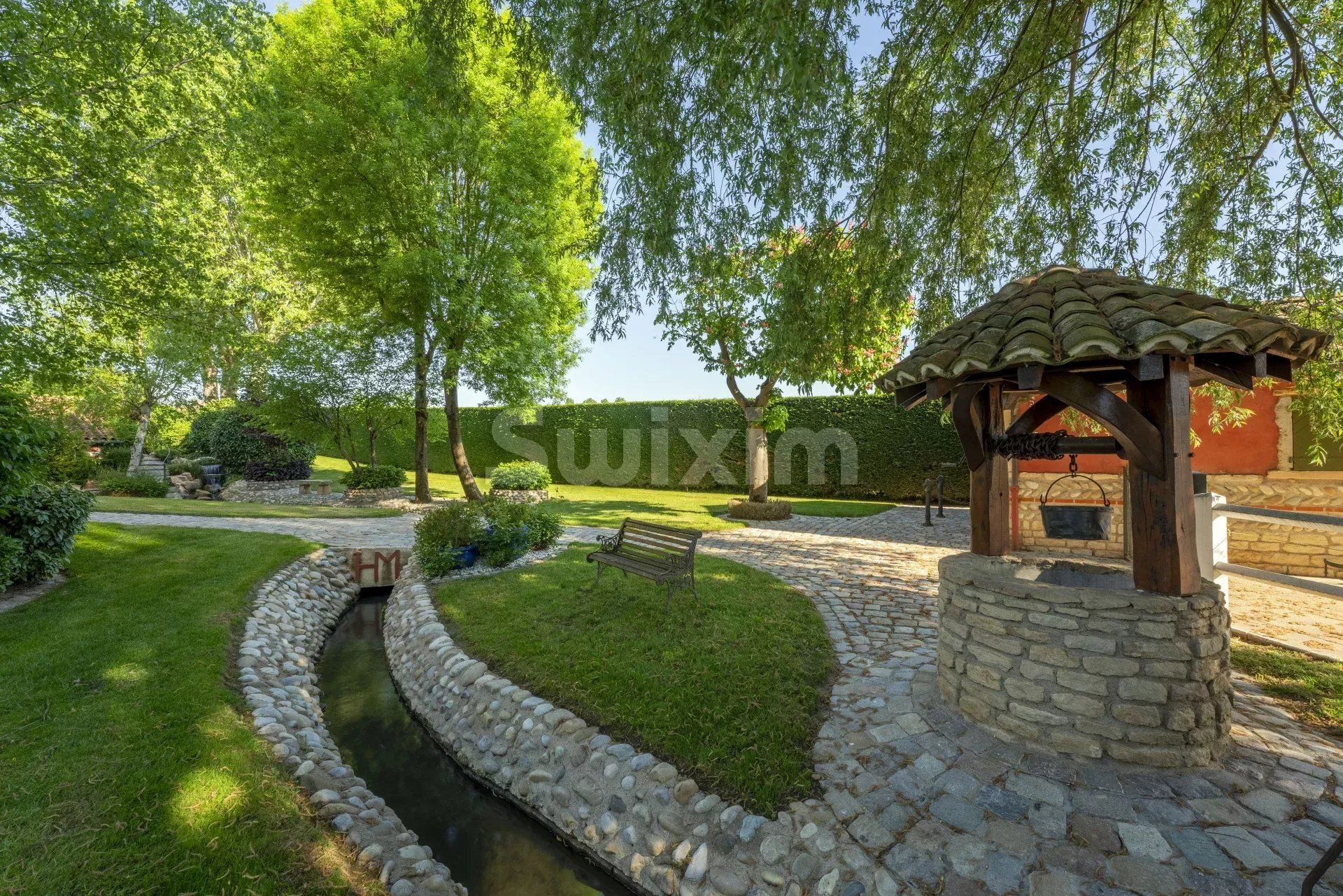 maison 12 Pièces en vente sur Villefranche-sur-Saône (69400)