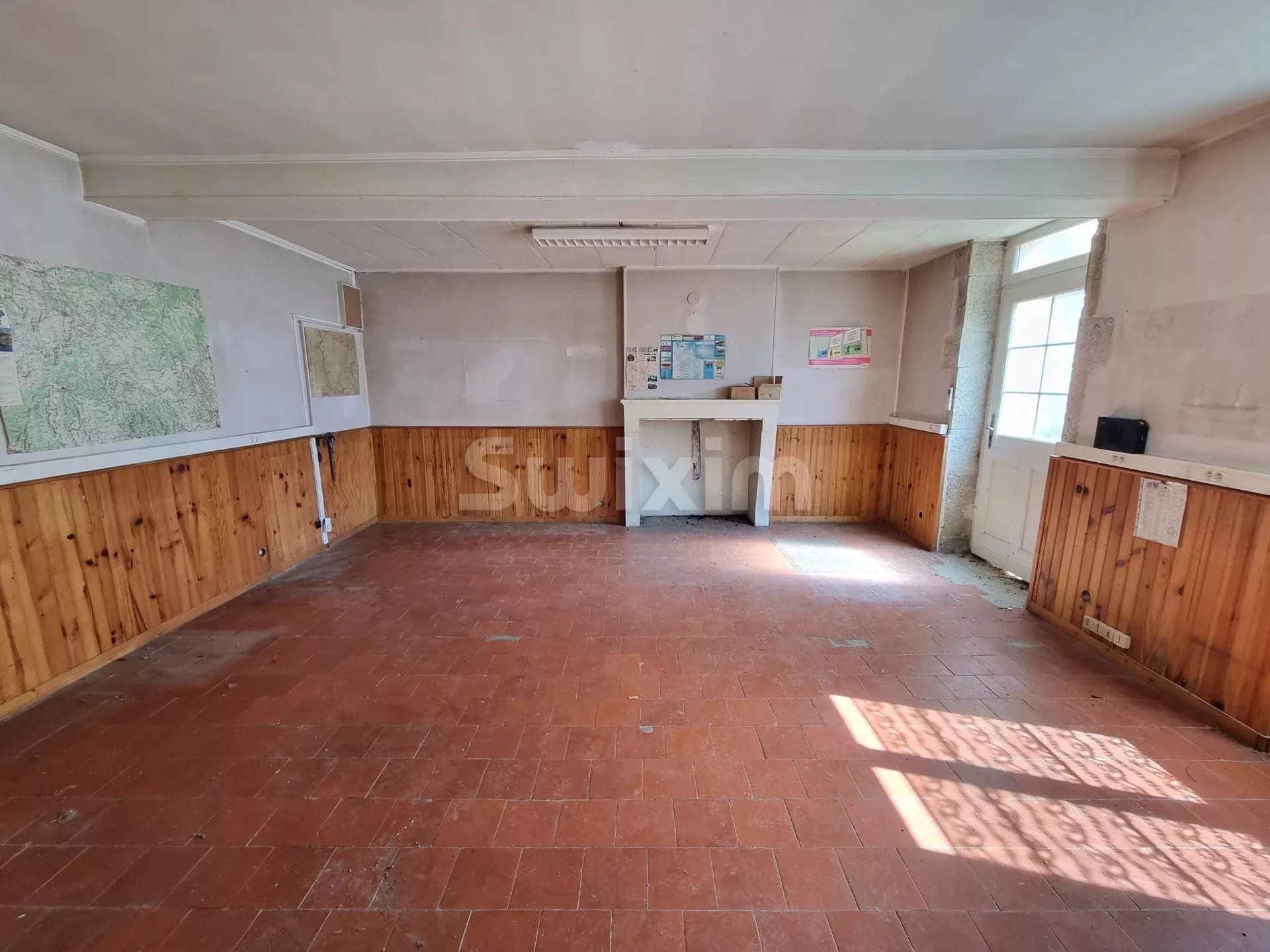 local d'activité 1 pièce en vente sur Clamecy (58500)