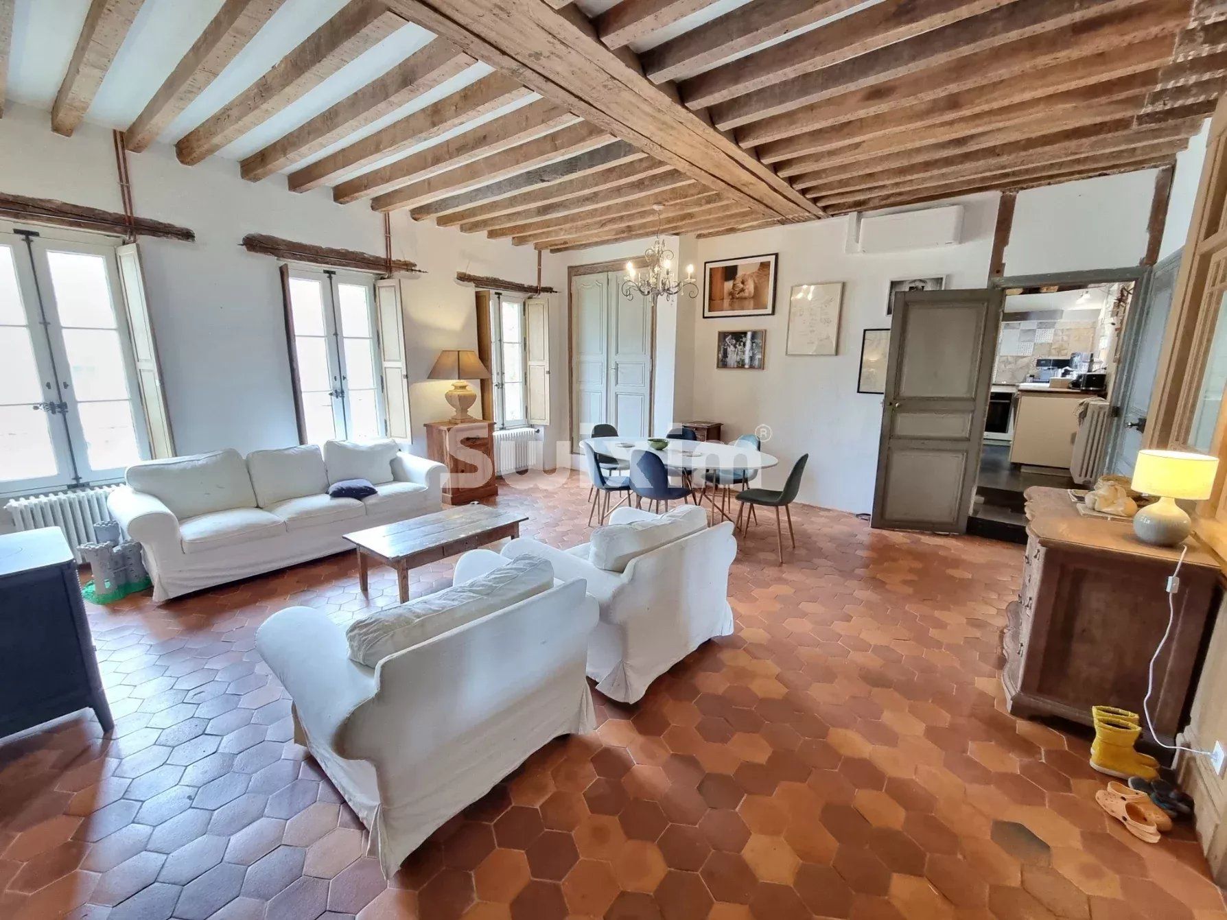 propiedad 11 Salas en venta en Brinon-sur-Beuvron (58420)