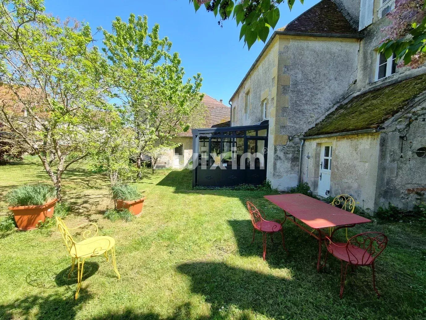 propiedad 11 Salas en venta en Brinon-sur-Beuvron (58420)