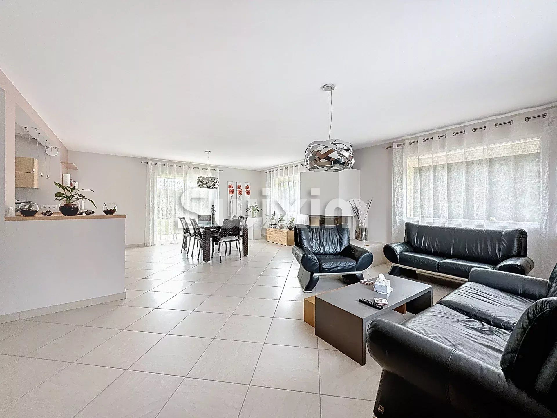 haus 7 Zimmer zum verkauf auf Prévessin-Moëns (01280)