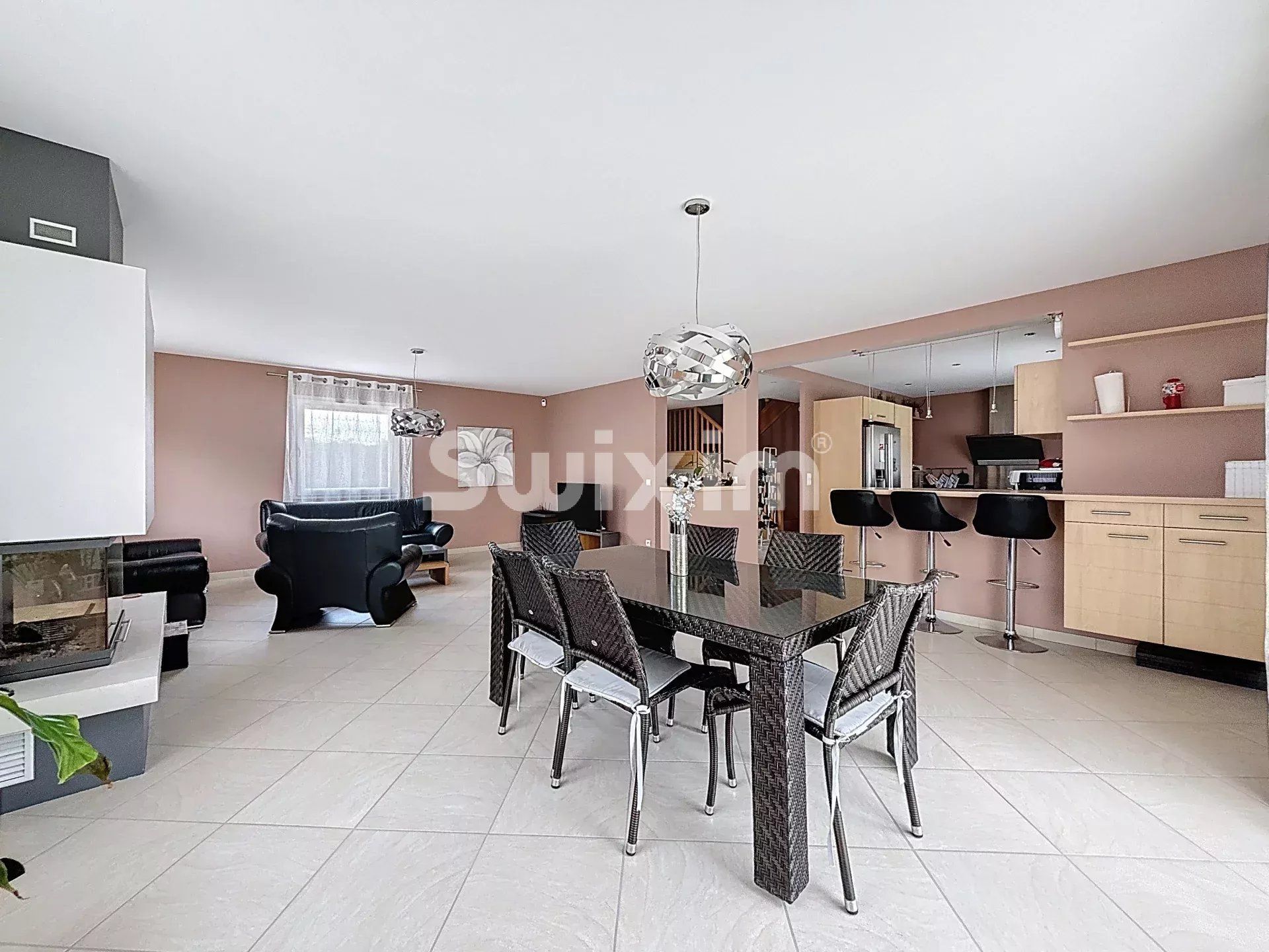 maison 7 Pièces en vente sur Prévessin-Moëns (01280)