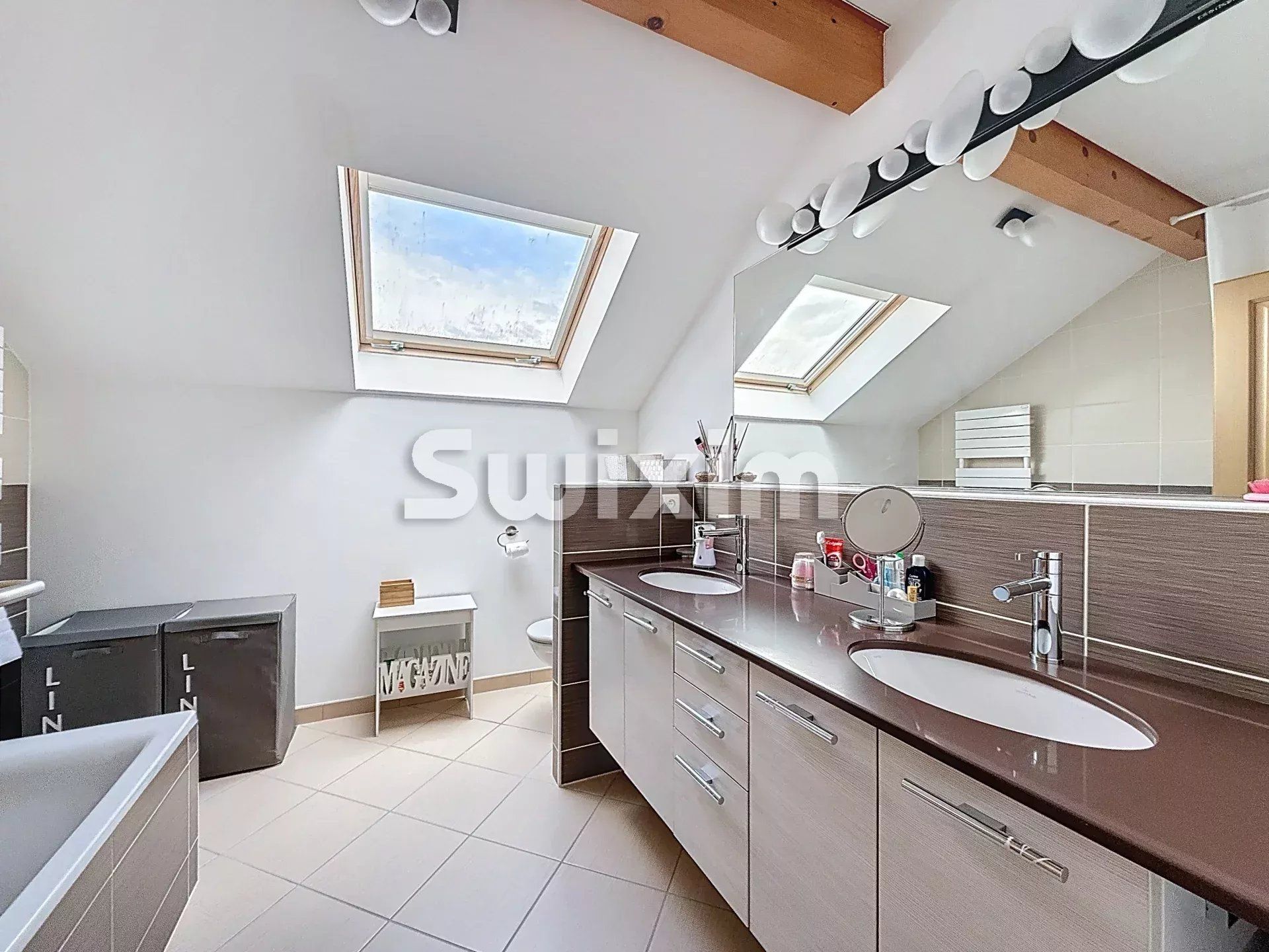 haus 7 Zimmer zum verkauf auf Prévessin-Moëns (01280)